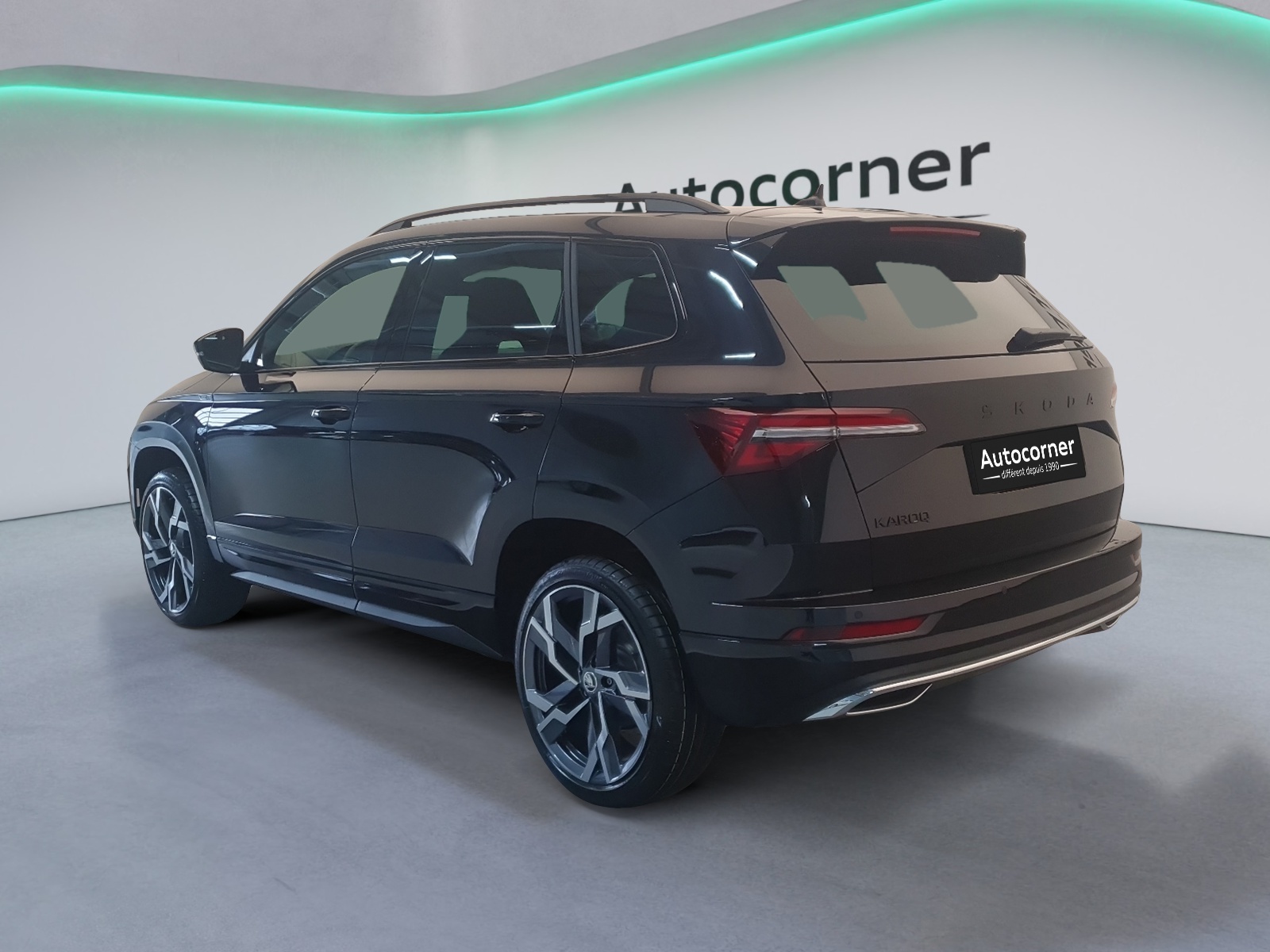 SKODA Karoq 1.5 TSI SportLine DSG-showroom-element-2