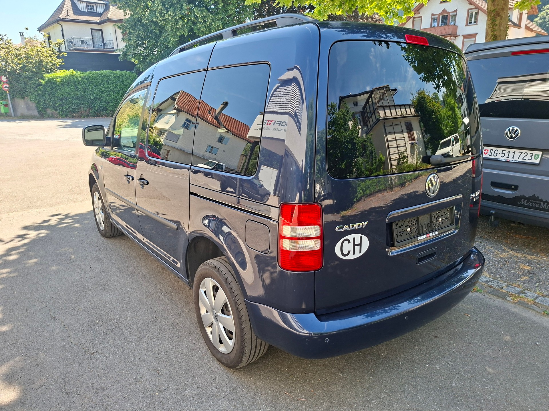 VW VW CADDY 2.0 TDI 140PS 4X4 4MOTION DSG COMPACT CAMPER 5SITZE-showroom-element-3