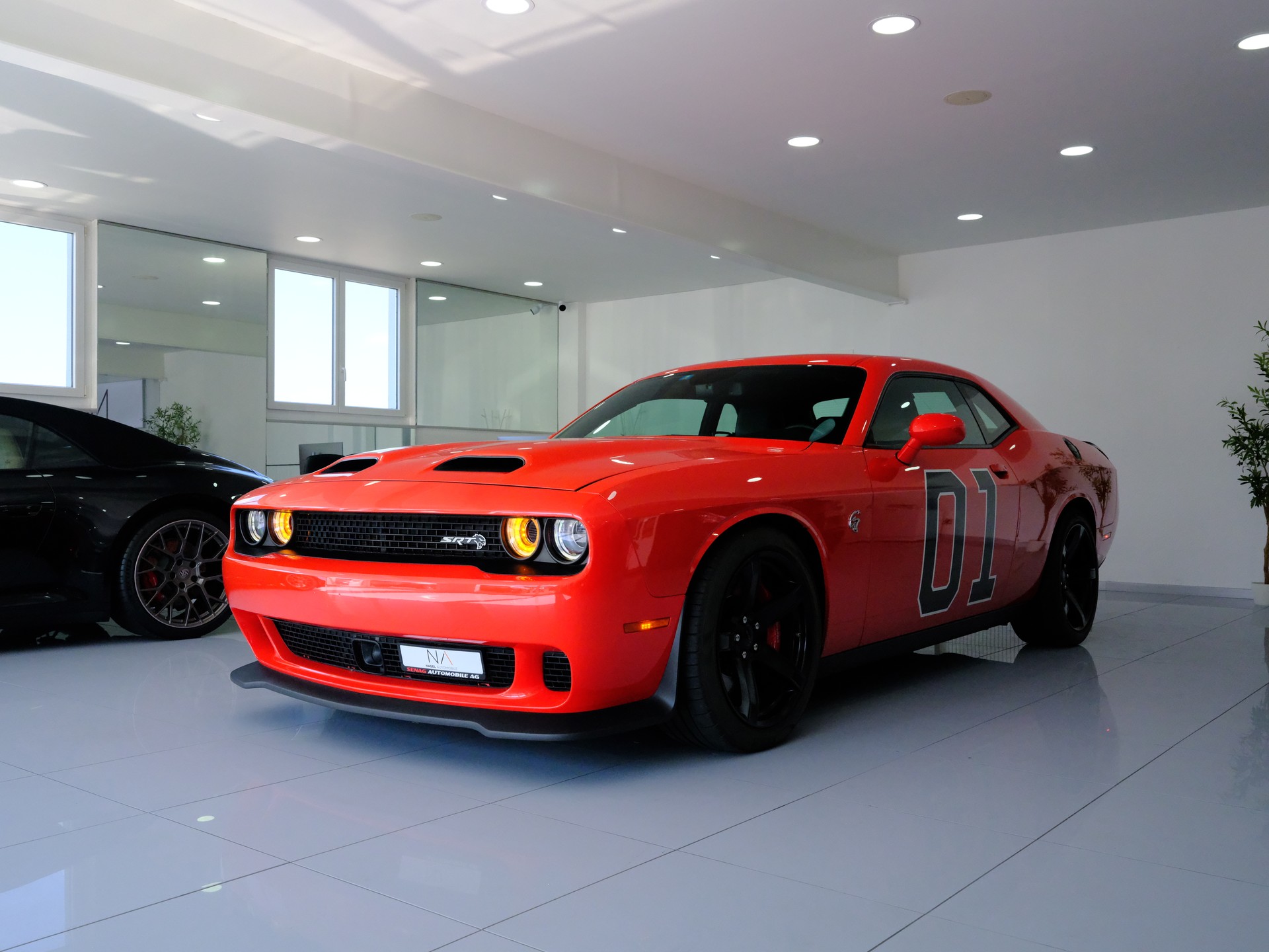 DODGE SRT-showroom-element-3