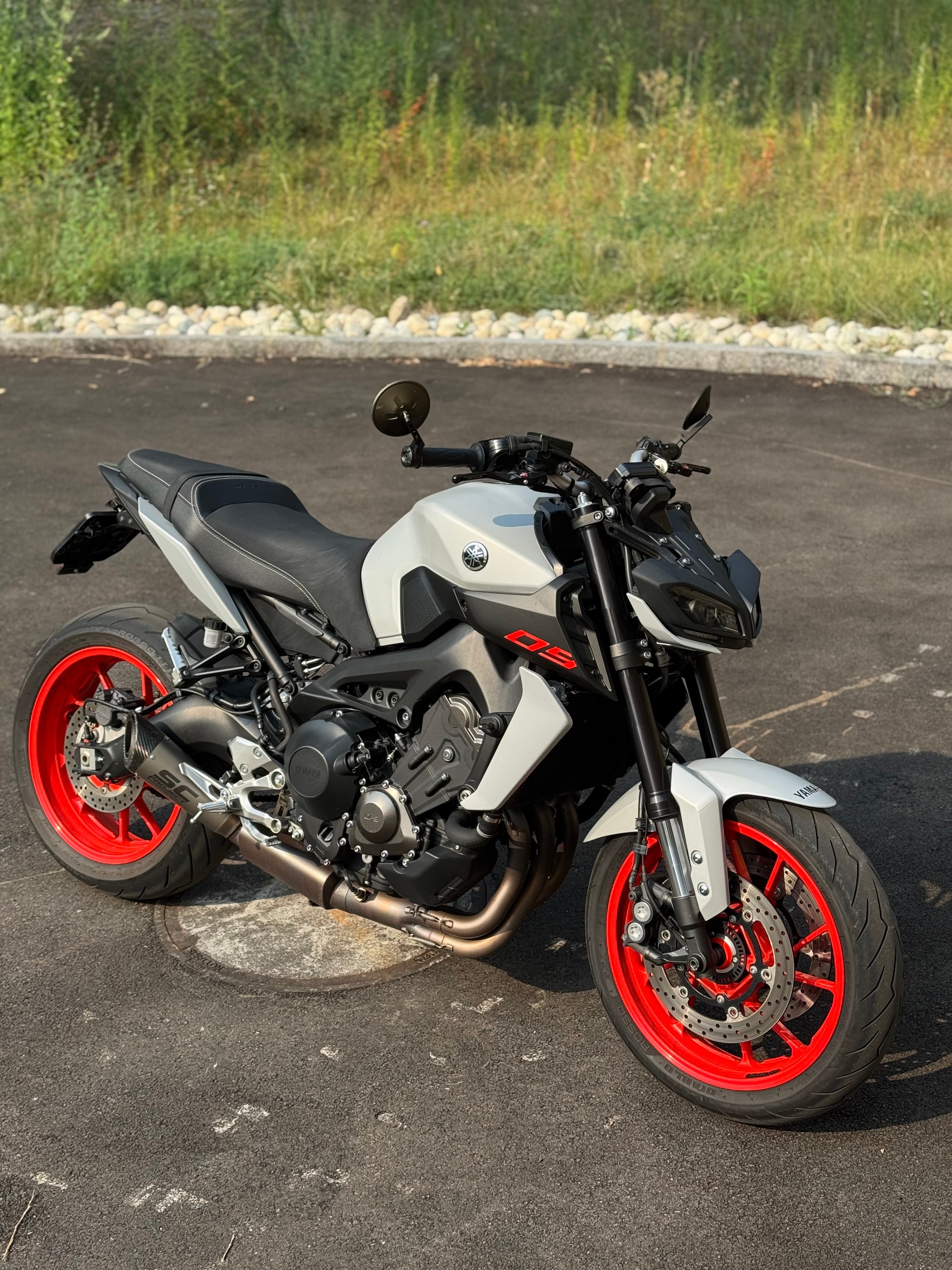 YAMAHA MT-09-image-0