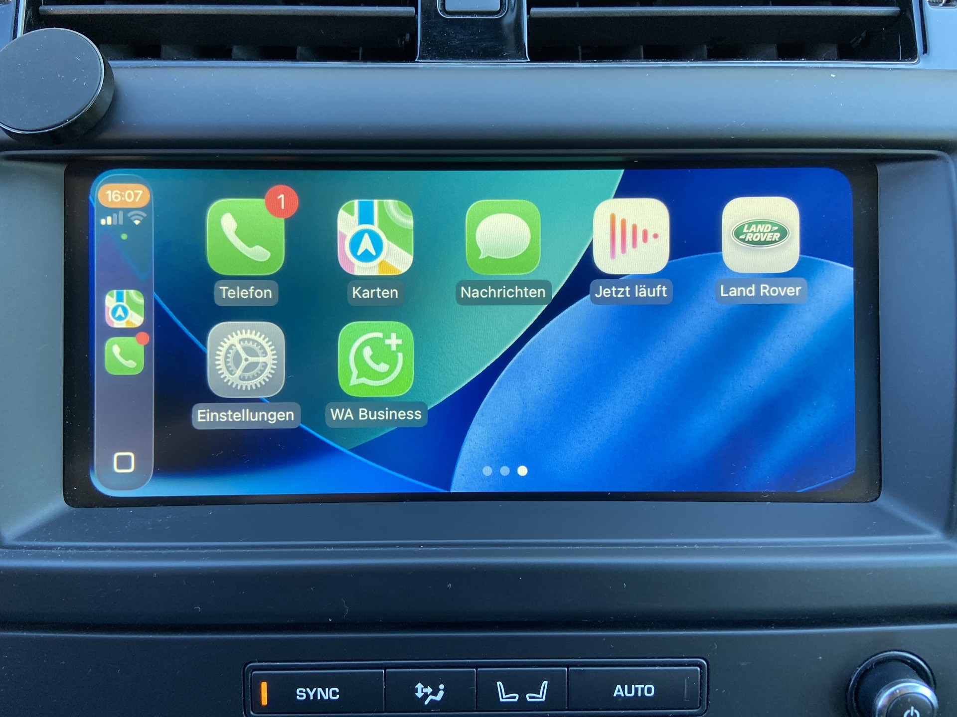 LAND ROVER Discovery 3.0 SDV6 SE Automatic-image-14