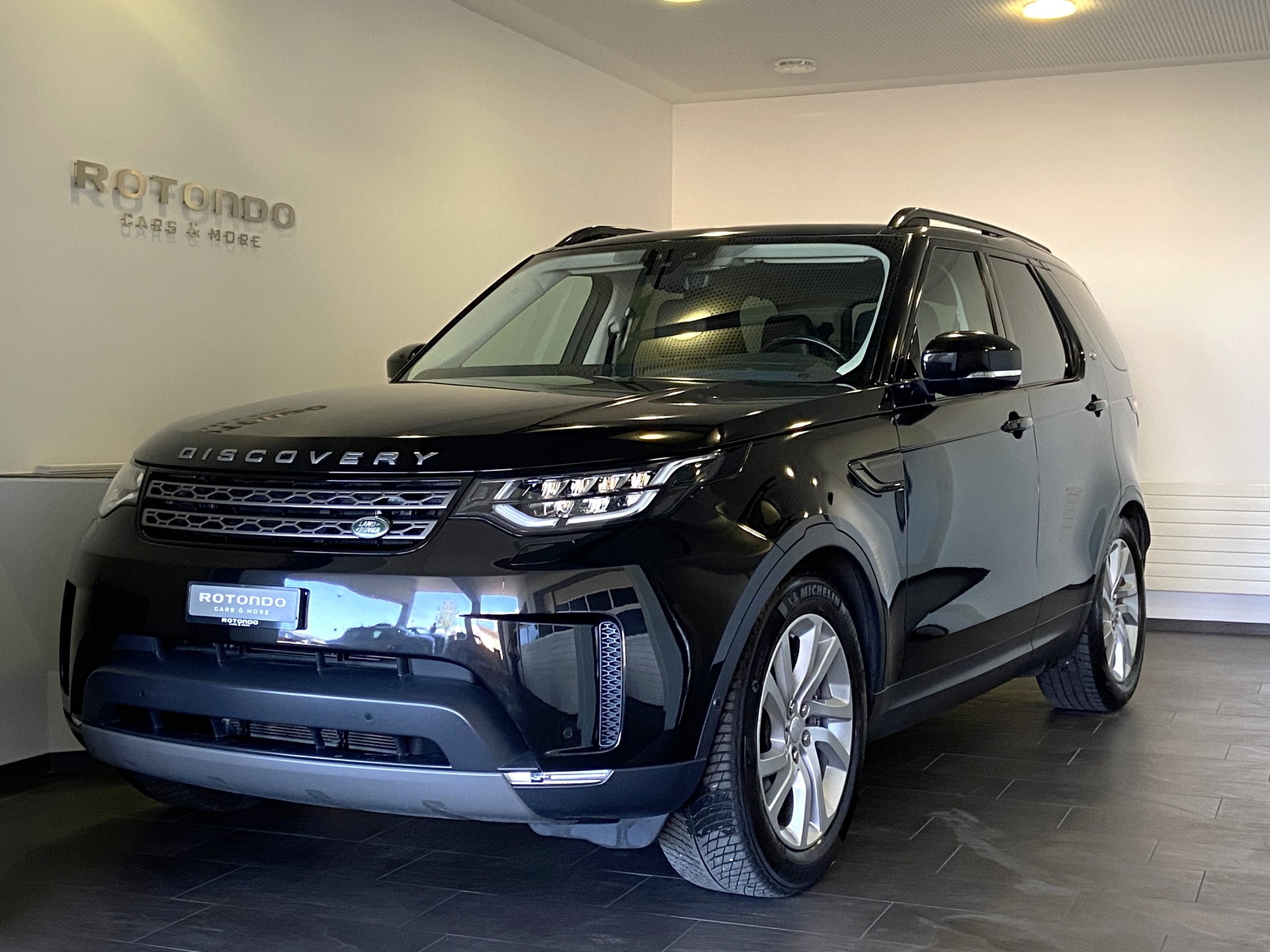 LAND ROVER Discovery 3.0 SDV6 SE Automatic