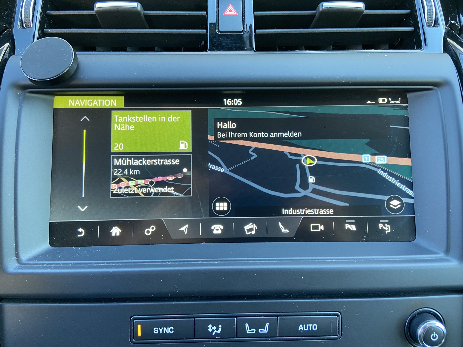LAND ROVER Discovery 3.0 SDV6 SE Automatic-image-15