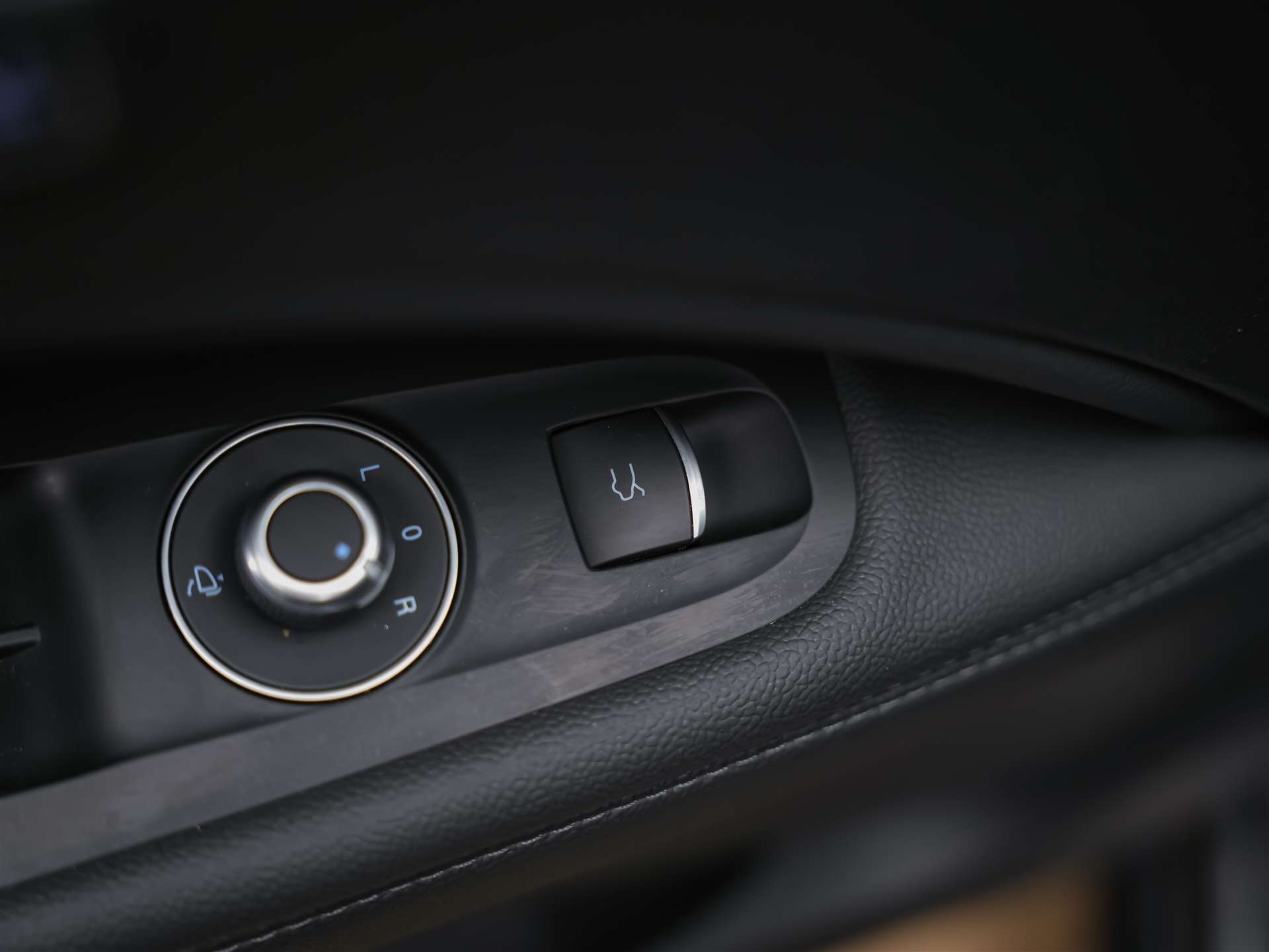 ALFA ROMEO Stelvio 2.2 JTDM Sprint Q4 AT8 *Assistenten*Sitzheizung*Lenkradheizung*-image-25