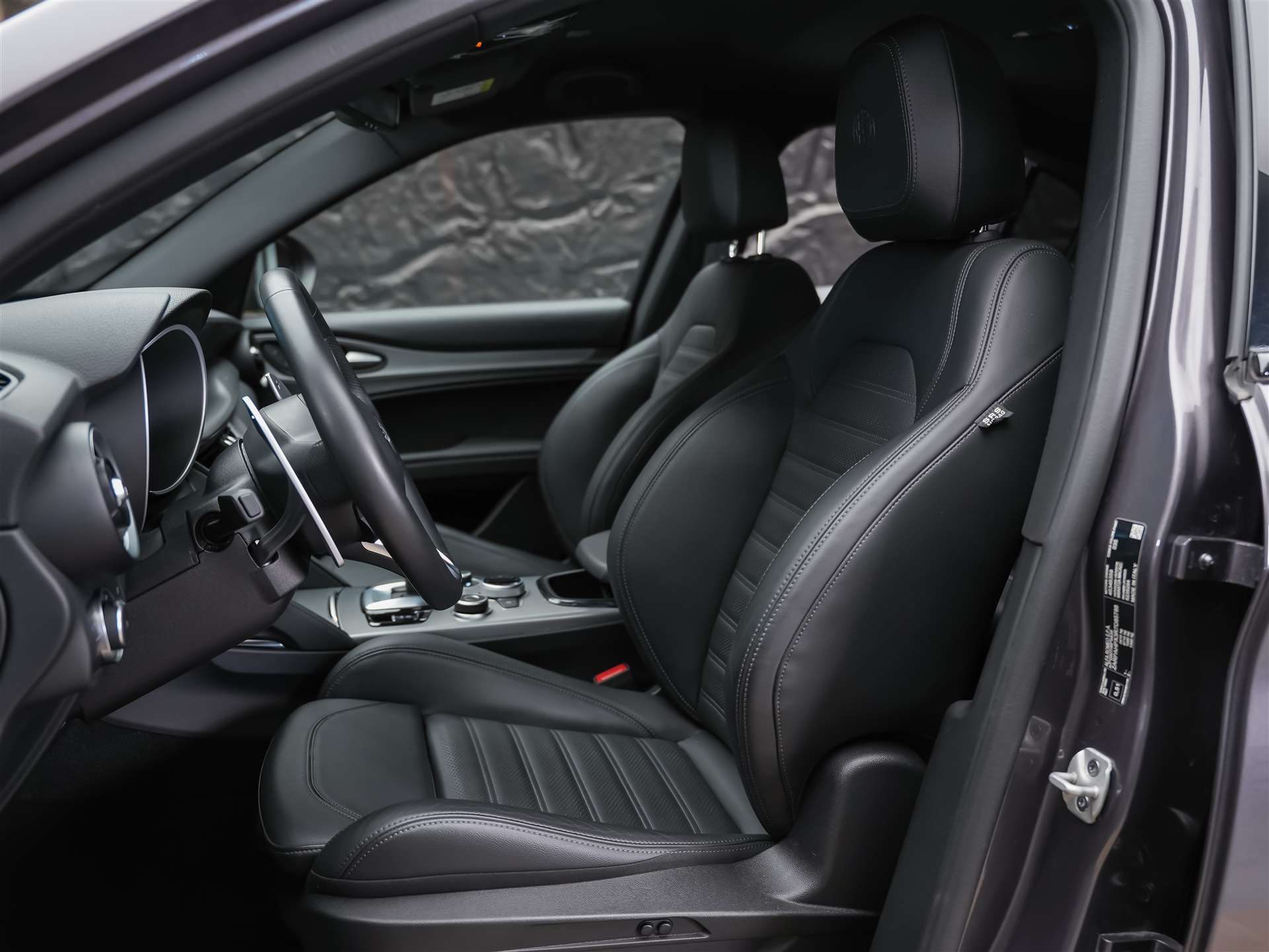 ALFA ROMEO Stelvio 2.2 JTDM Sprint Q4 AT8 *Assistenten*Sitzheizung*Lenkradheizung*-image-8