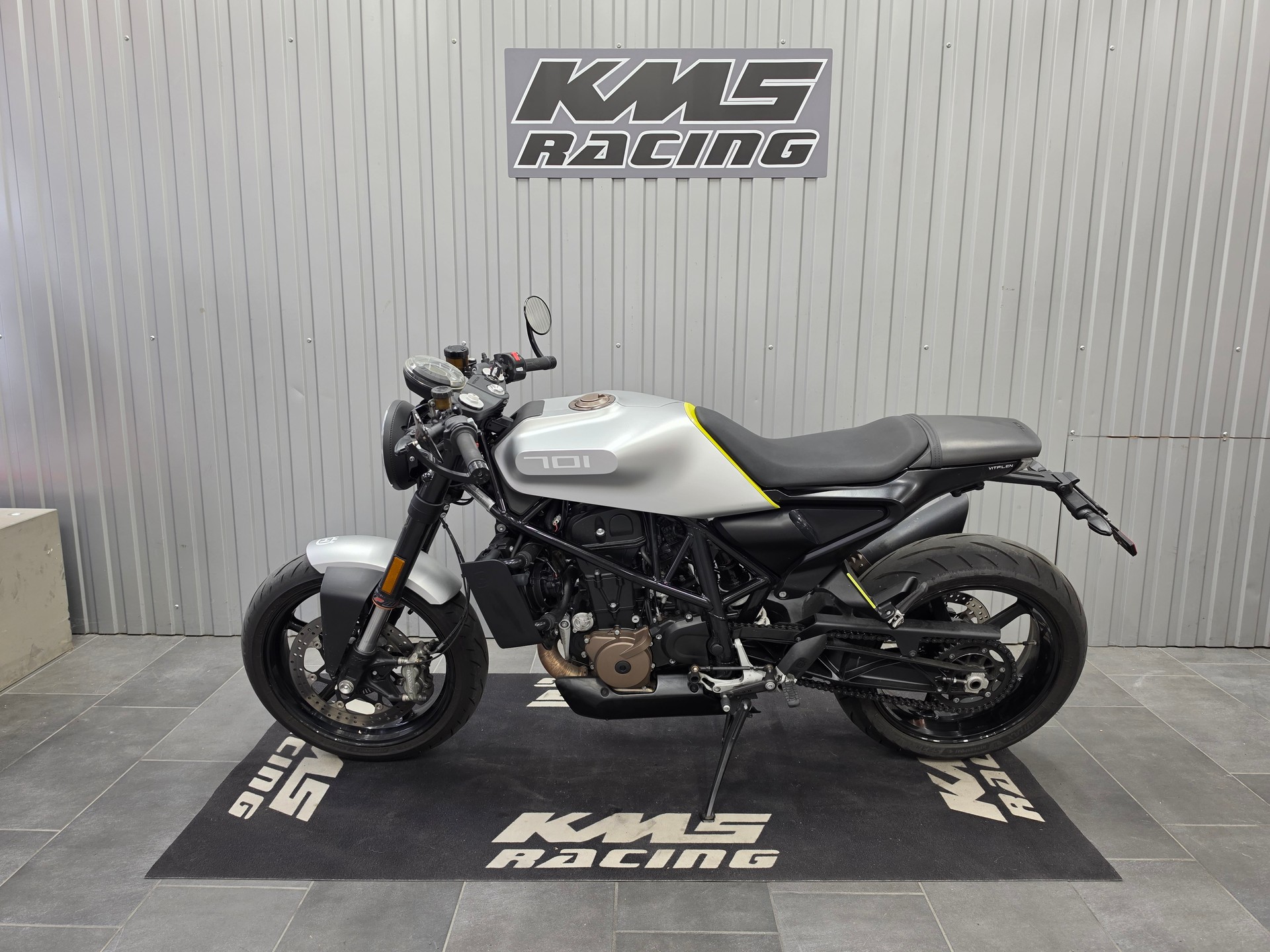 HUSQVARNA Vitpilen 701-image-1