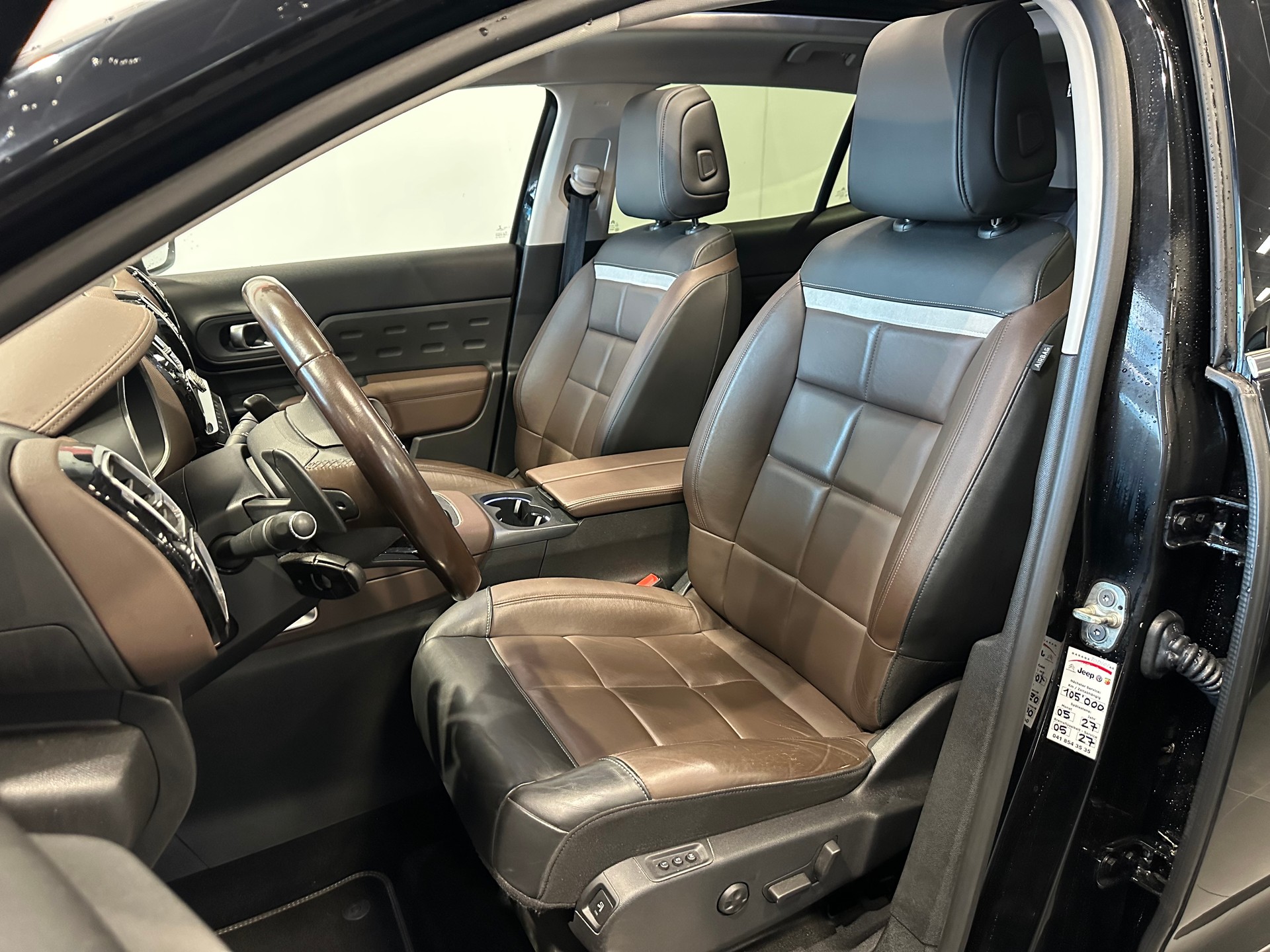 CITROEN C5 Aircross 1.6i PureTech Shine EAT8-image-7