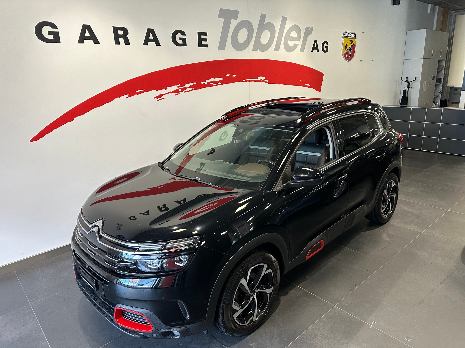 CITROEN C5 Aircross 1.6i PureTech Shine EAT8-image-5