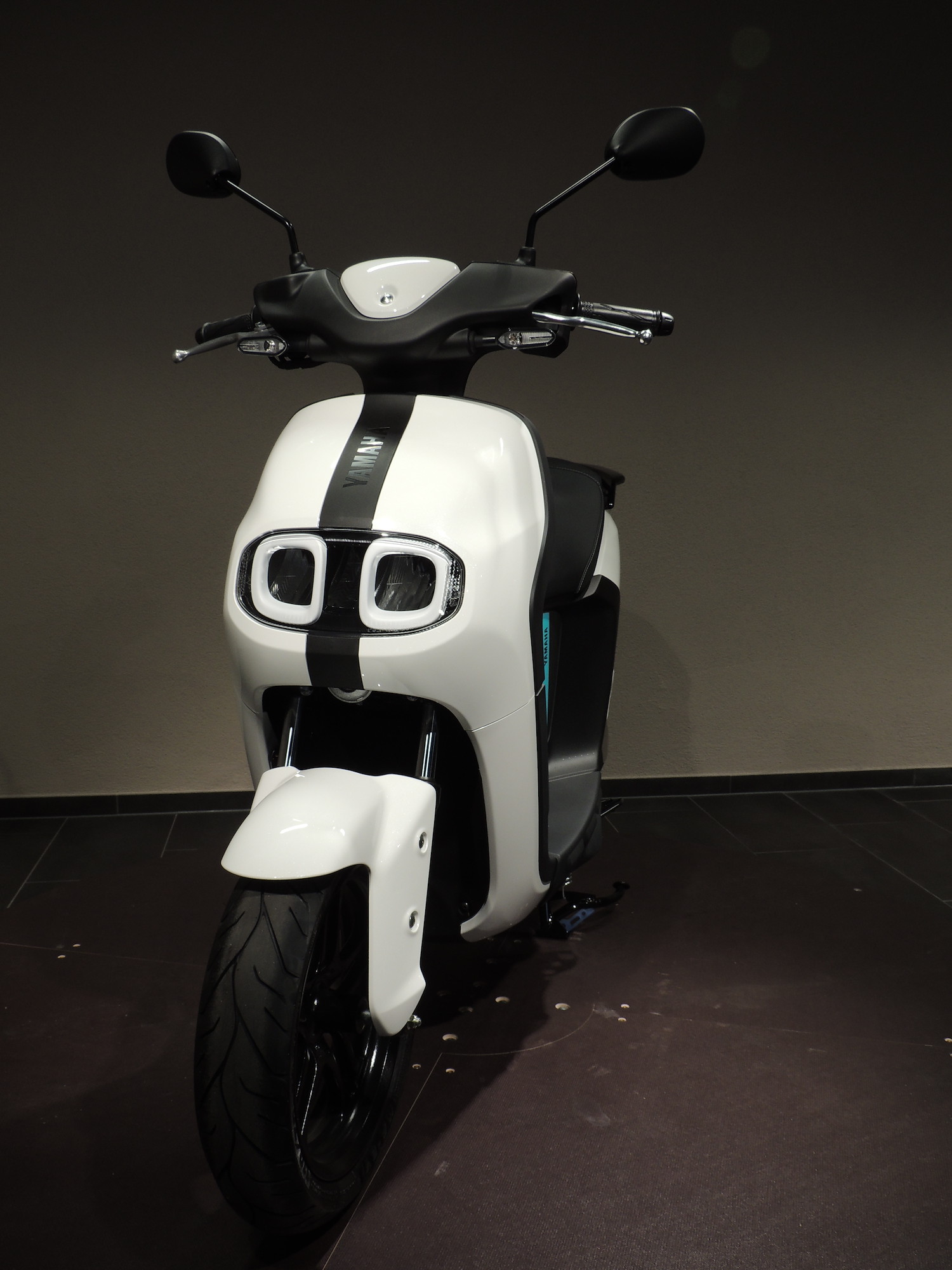YAMAHA NEO's-image-1
