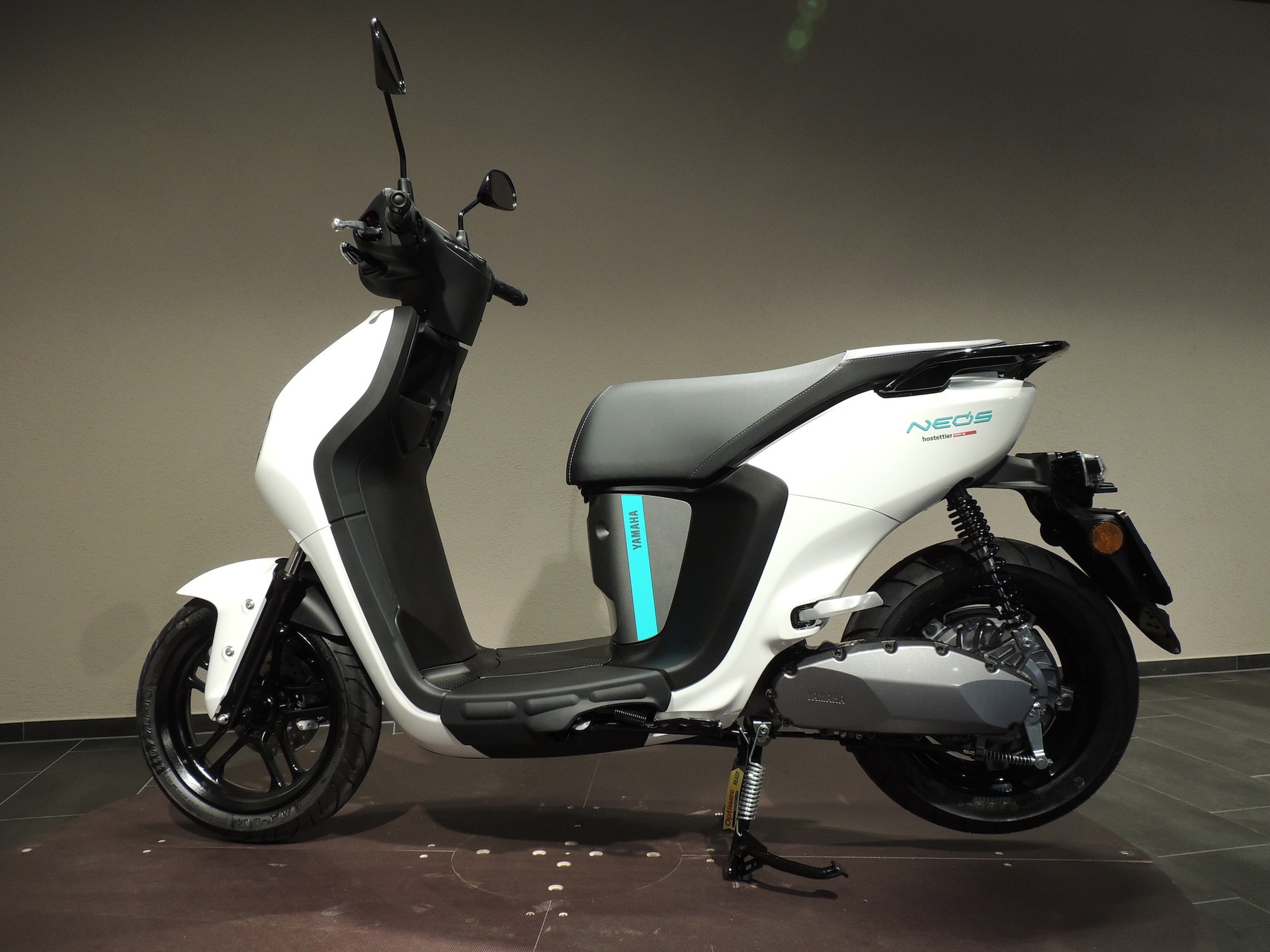 YAMAHA NEO's-image-2