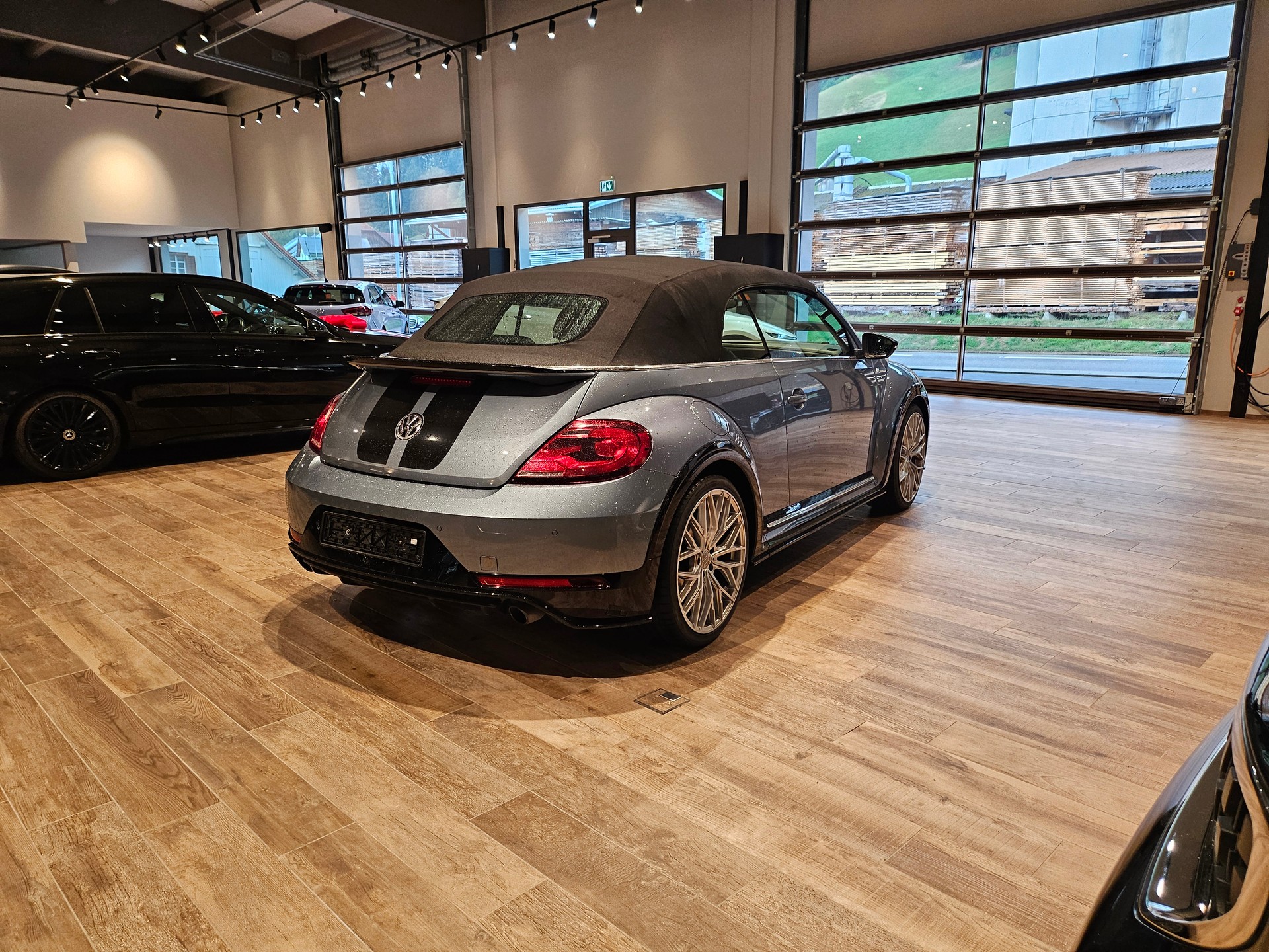 VW Beetle Cabriolet 2.0 TSI BMT R-Line đ„20 Zollđ„-image-8
