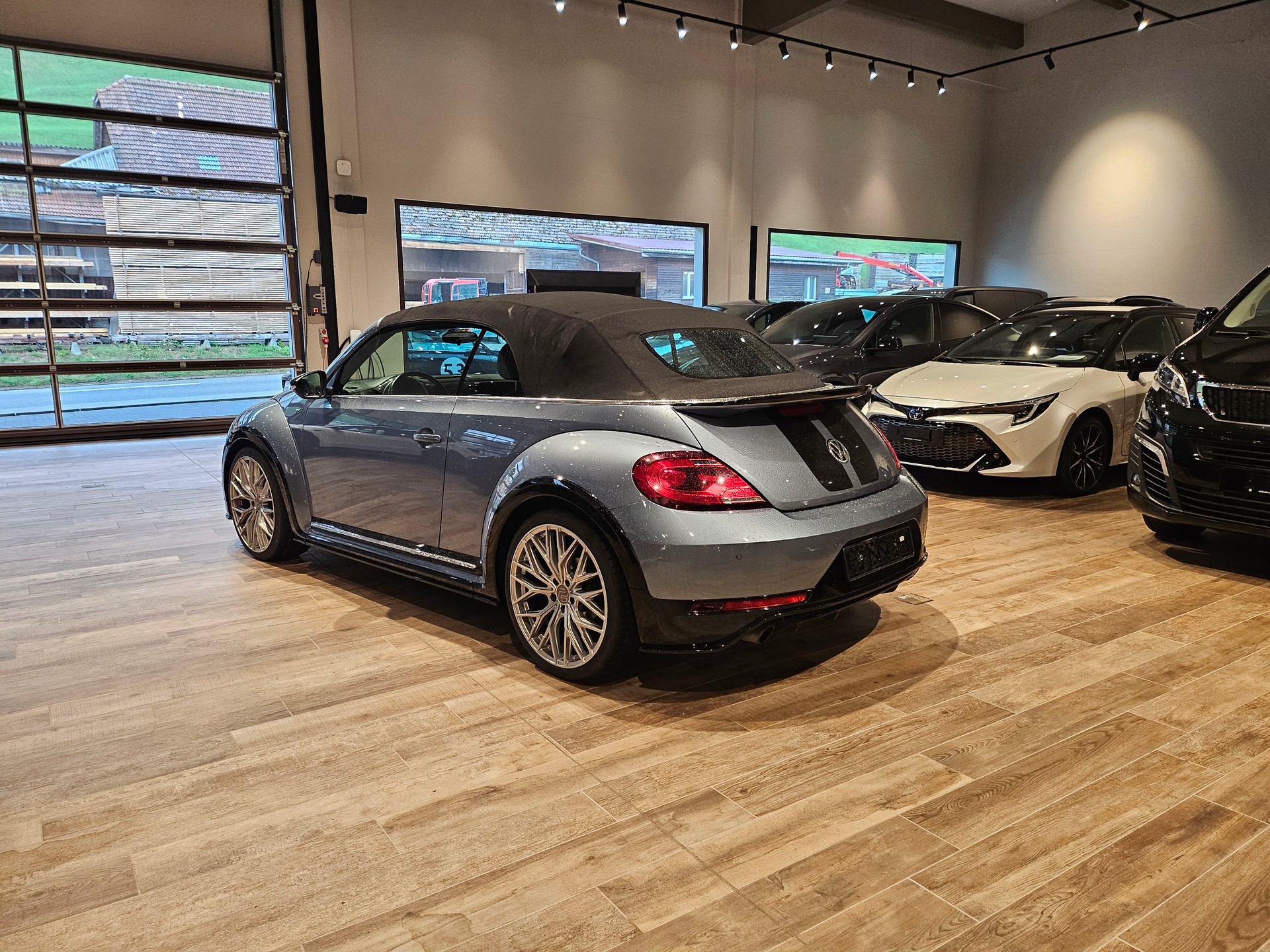 VW Beetle Cabriolet 2.0 TSI BMT R-Line đ„20 Zollđ„-image-12