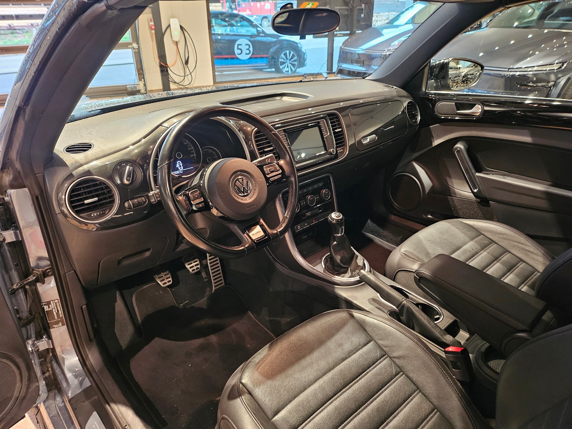 VW Beetle Cabriolet 2.0 TSI BMT R-Line đ„20 Zollđ„-image-18