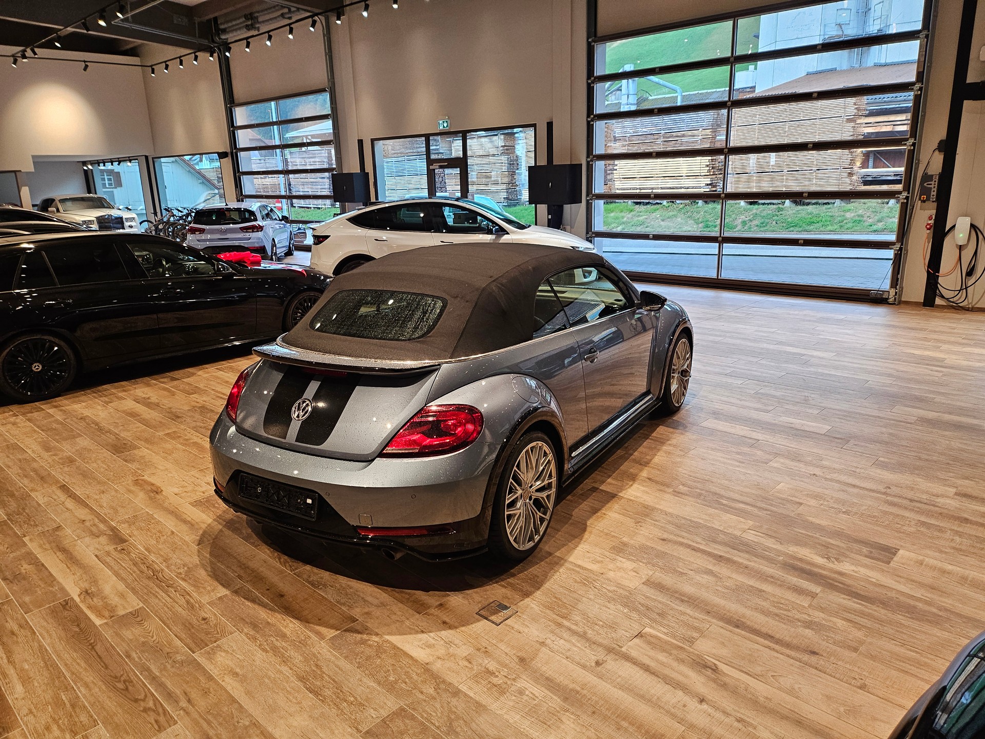 VW Beetle Cabriolet 2.0 TSI BMT R-Line đ„20 Zollđ„-image-9