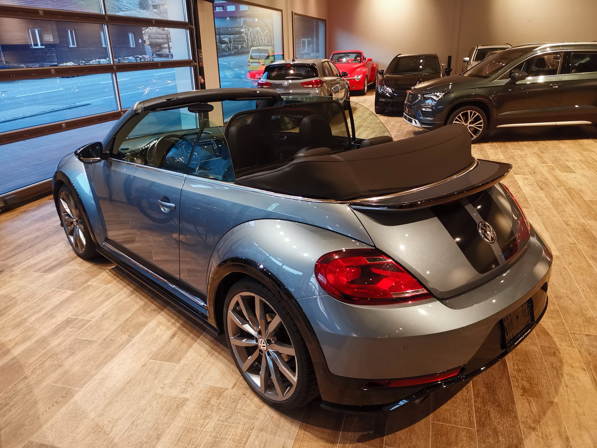 VW Beetle Cabriolet 2.0 TSI BMT R-Line đ„20 Zollđ„-image-29