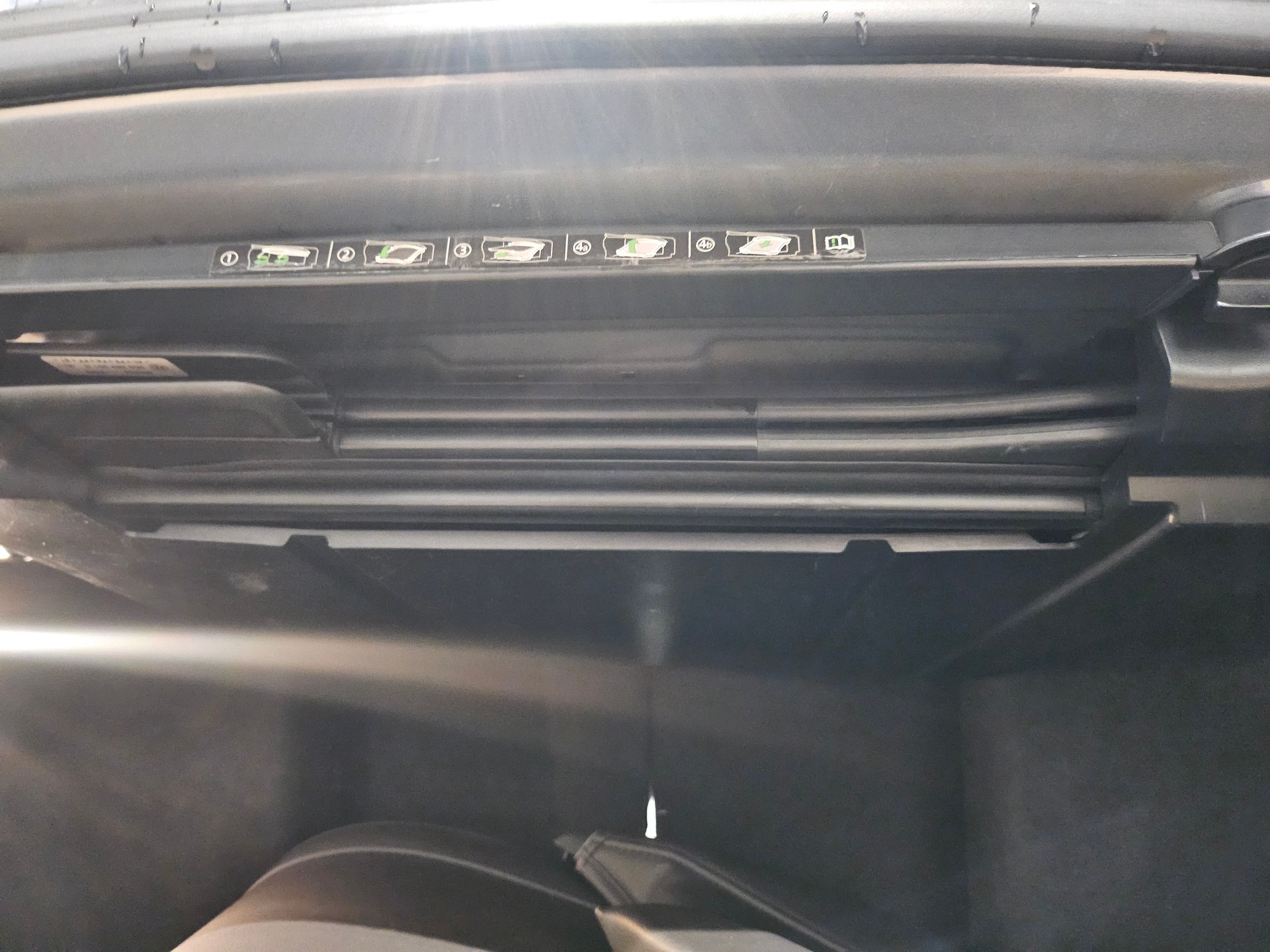 VW Beetle Cabriolet 2.0 TSI BMT R-Line đ„20 Zollđ„-image-23