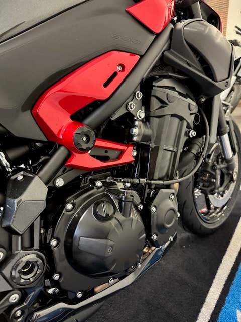 KAWASAKI Z 900 (35kW) MY 2027-image-6