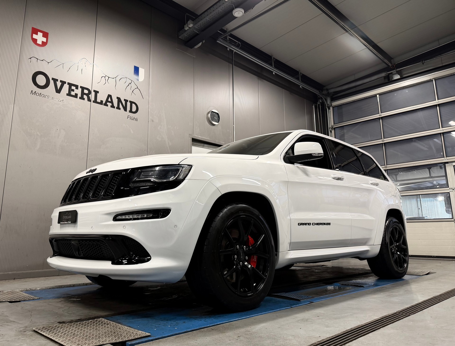 JEEP Grand Cherokee 6.4 V8 HEMI SRT8 Automatic