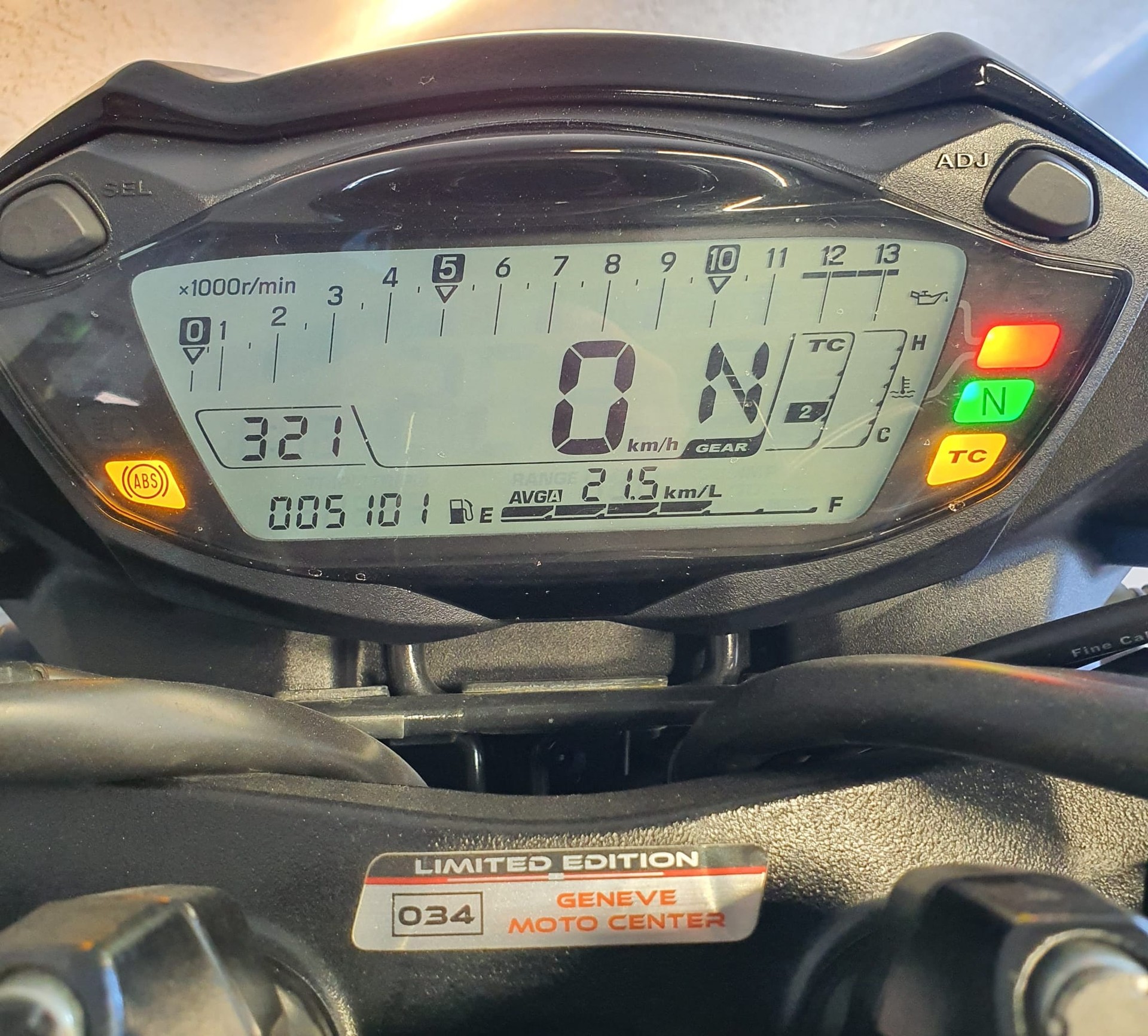 SUZUKI GSX-S 750 EVO 3 (35kW)-image-3
