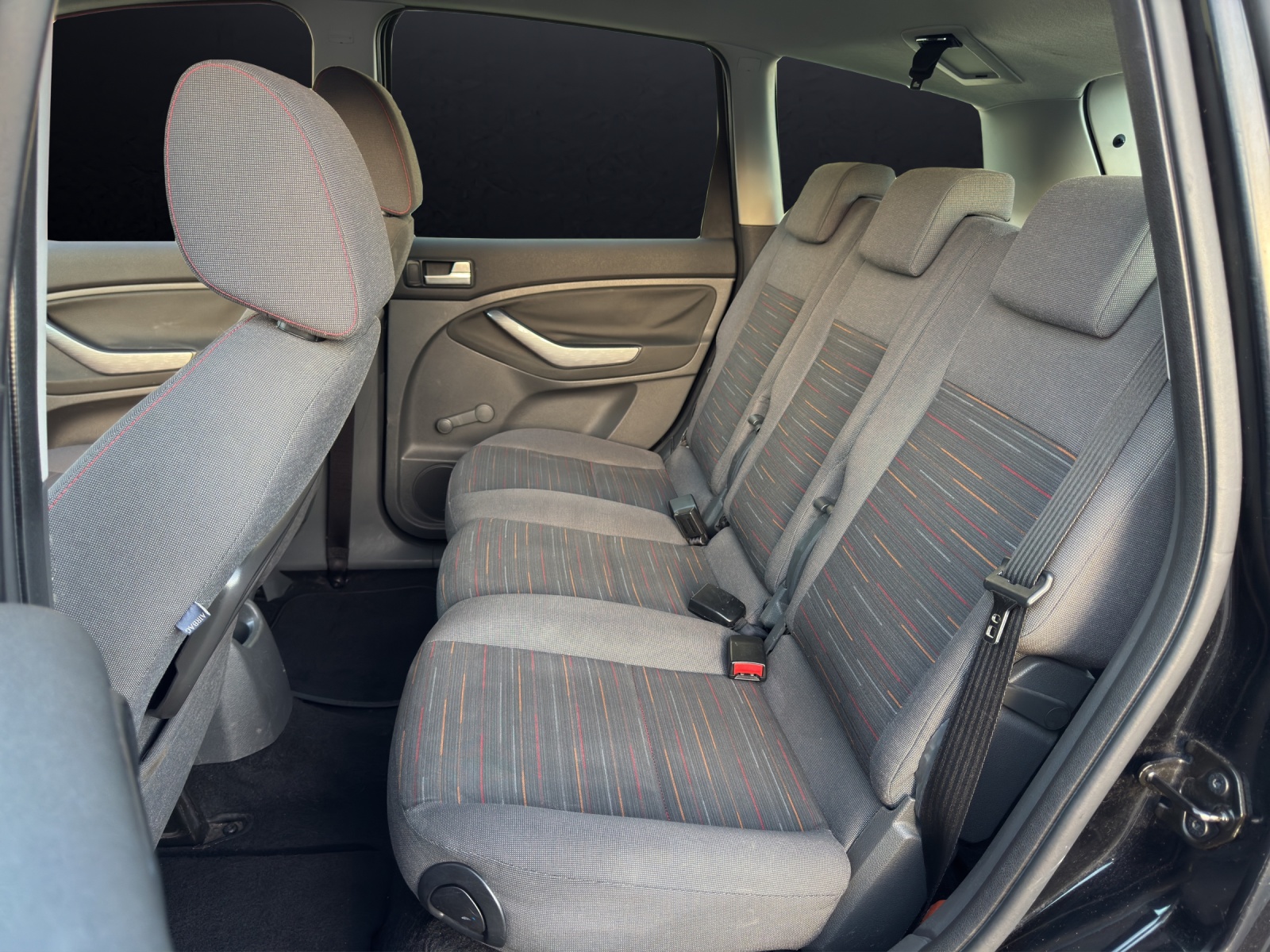 FORD C-Max 1.8 Flexifuel Carving-image-11