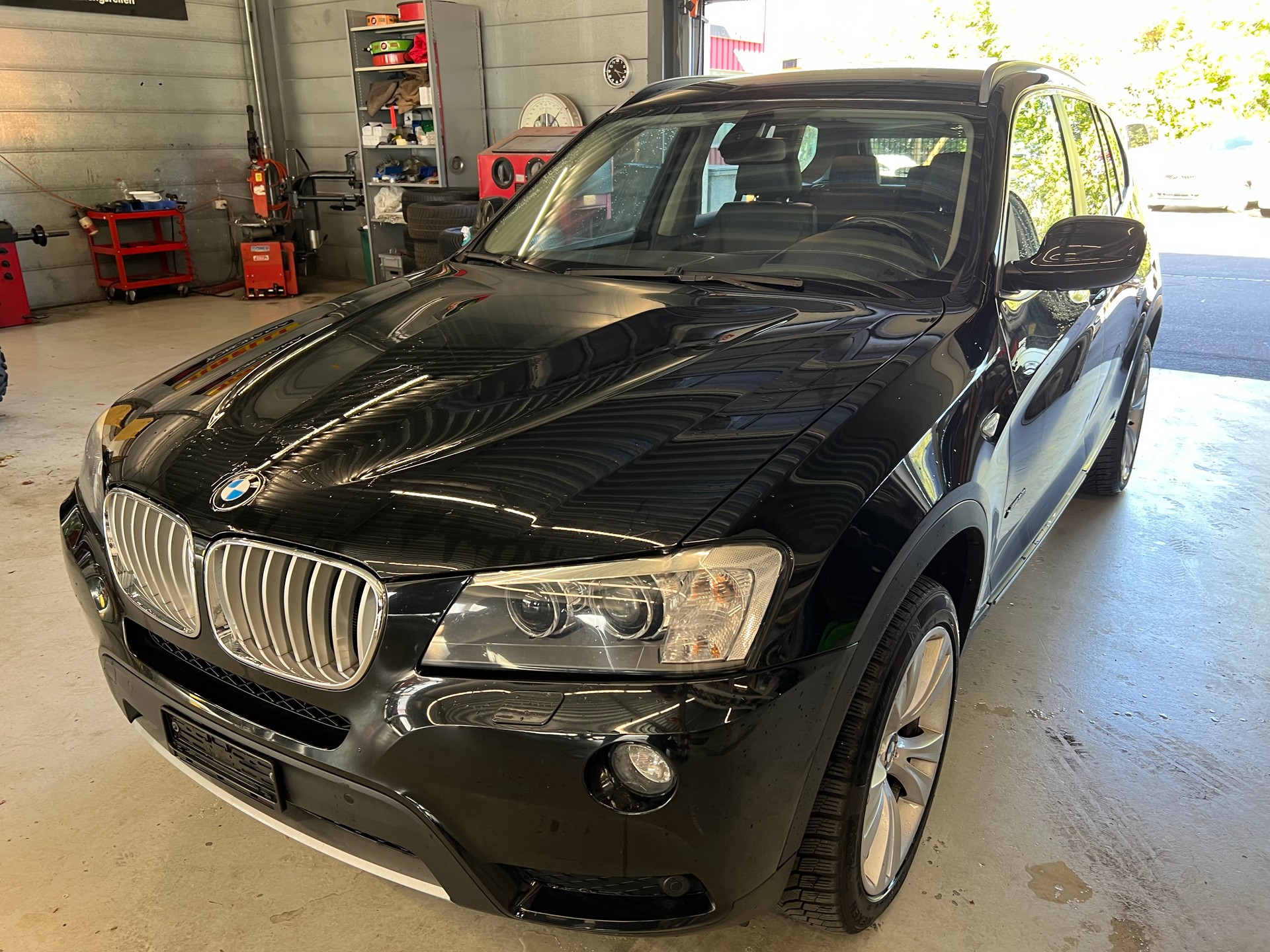 BMW X3 xDrive 35i Steptronic-showroom-element-1