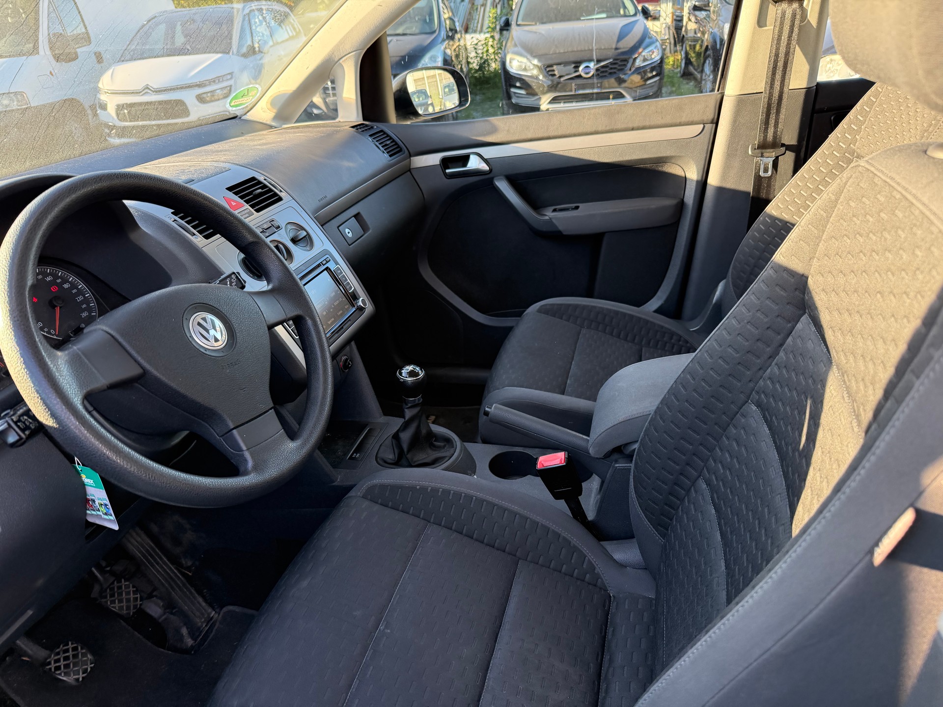 VW Touran 1.4 TSI Trendline-image-11