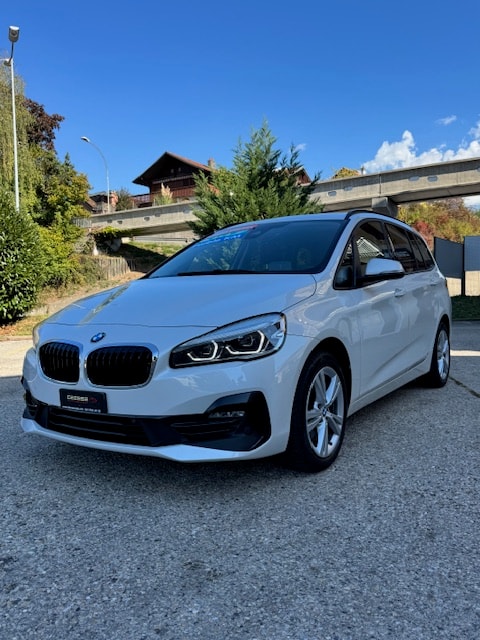 BMW 218d xDrive Gran Tourer Steptronic Luxury Line-showroom-element-1