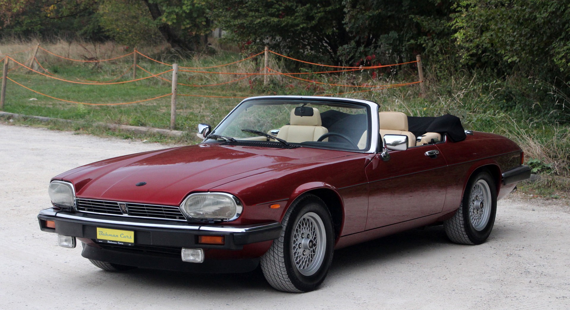 JAGUAR XJS 5.3 V12 Convertible-image-4