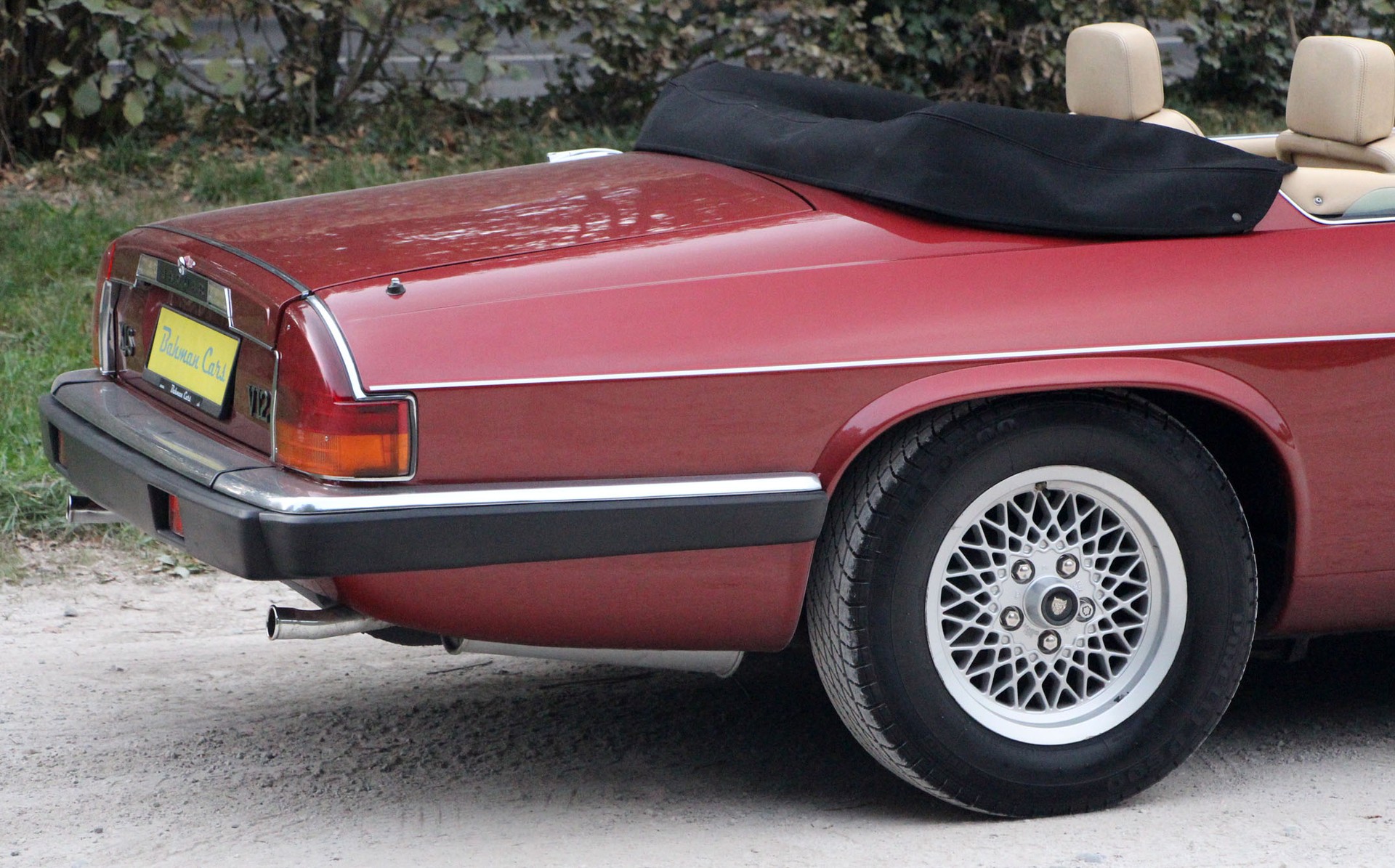 JAGUAR XJS 5.3 V12 Convertible-image-14