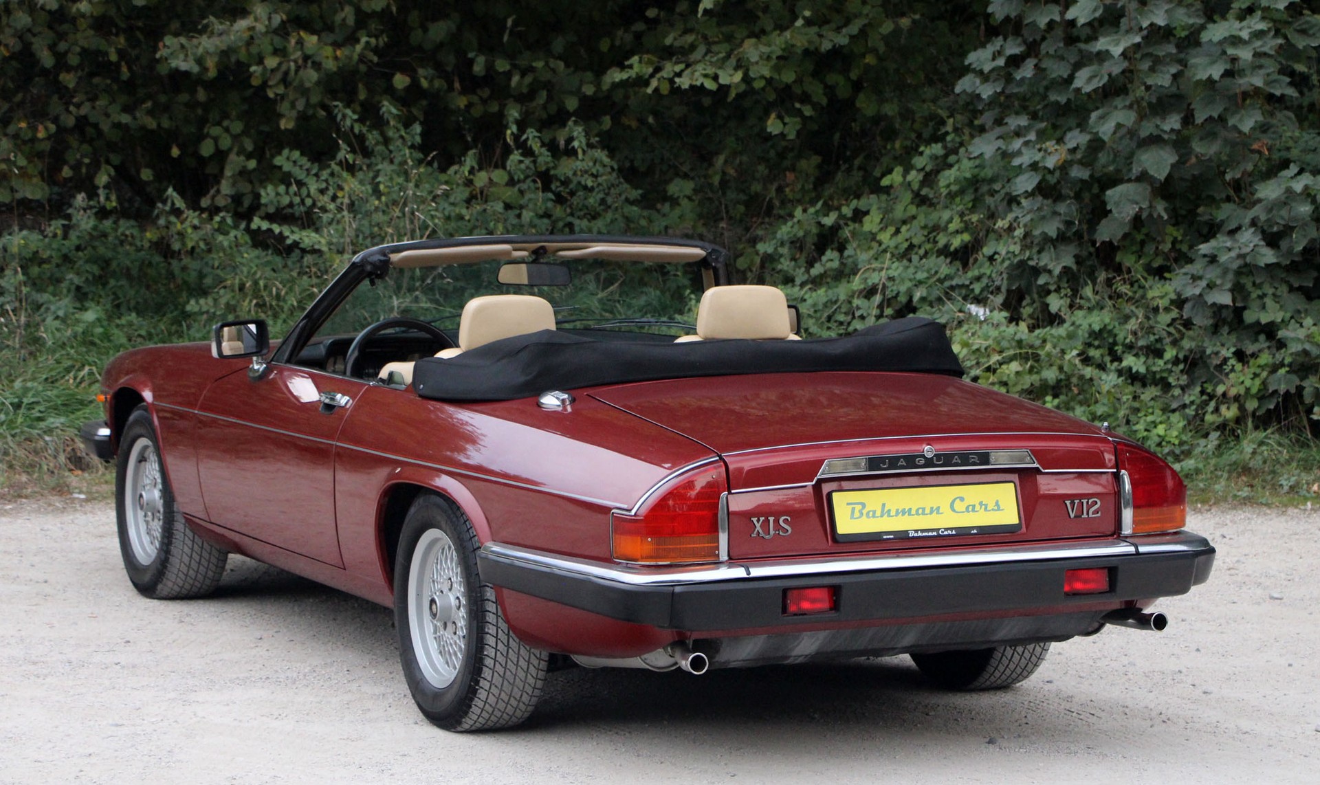 JAGUAR XJS 5.3 V12 Convertible-showroom-element-1