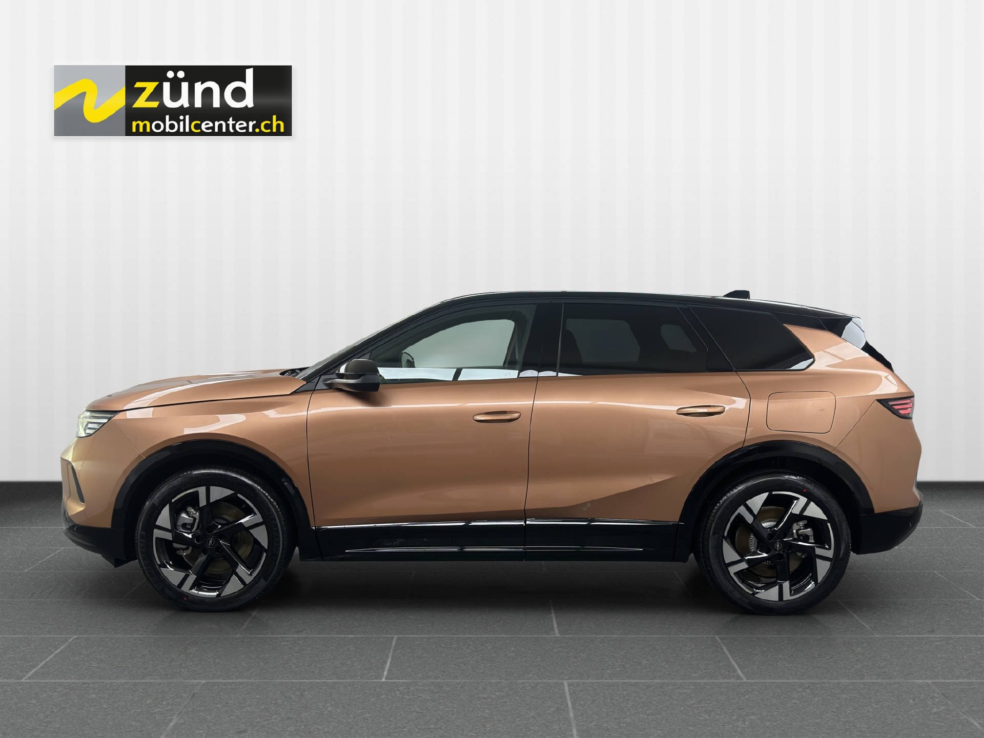 OPEL Grandland GS electric 213PS 73 kWh-image-1