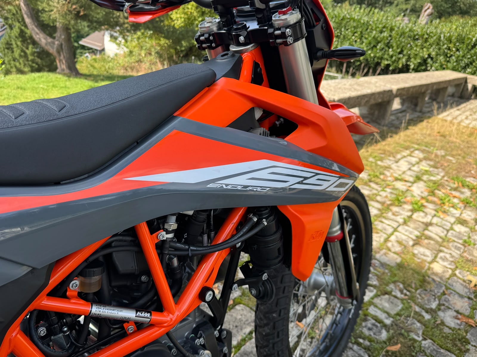 KTM 690 Enduro R-image-8