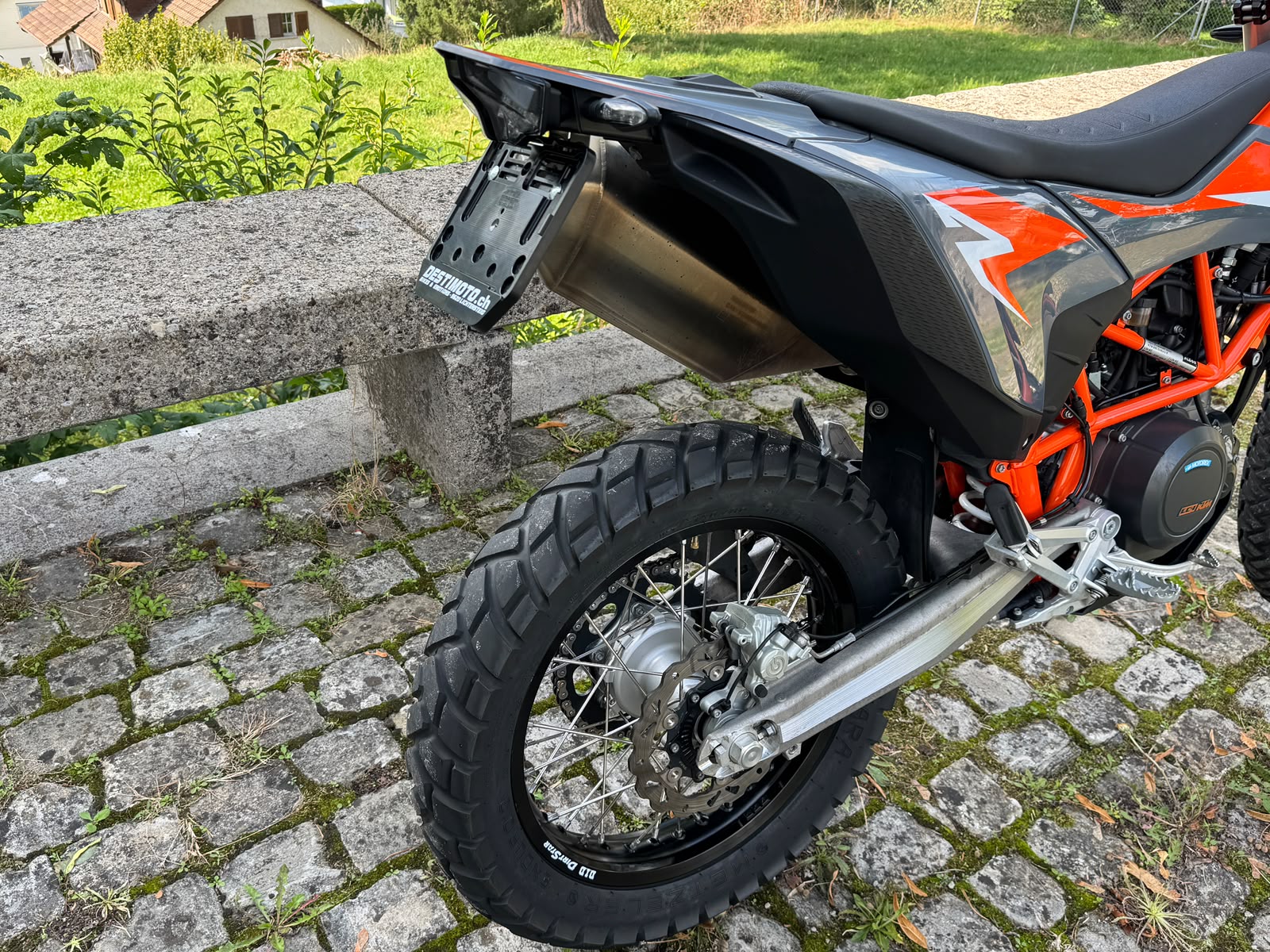 KTM 690 Enduro R-image-5
