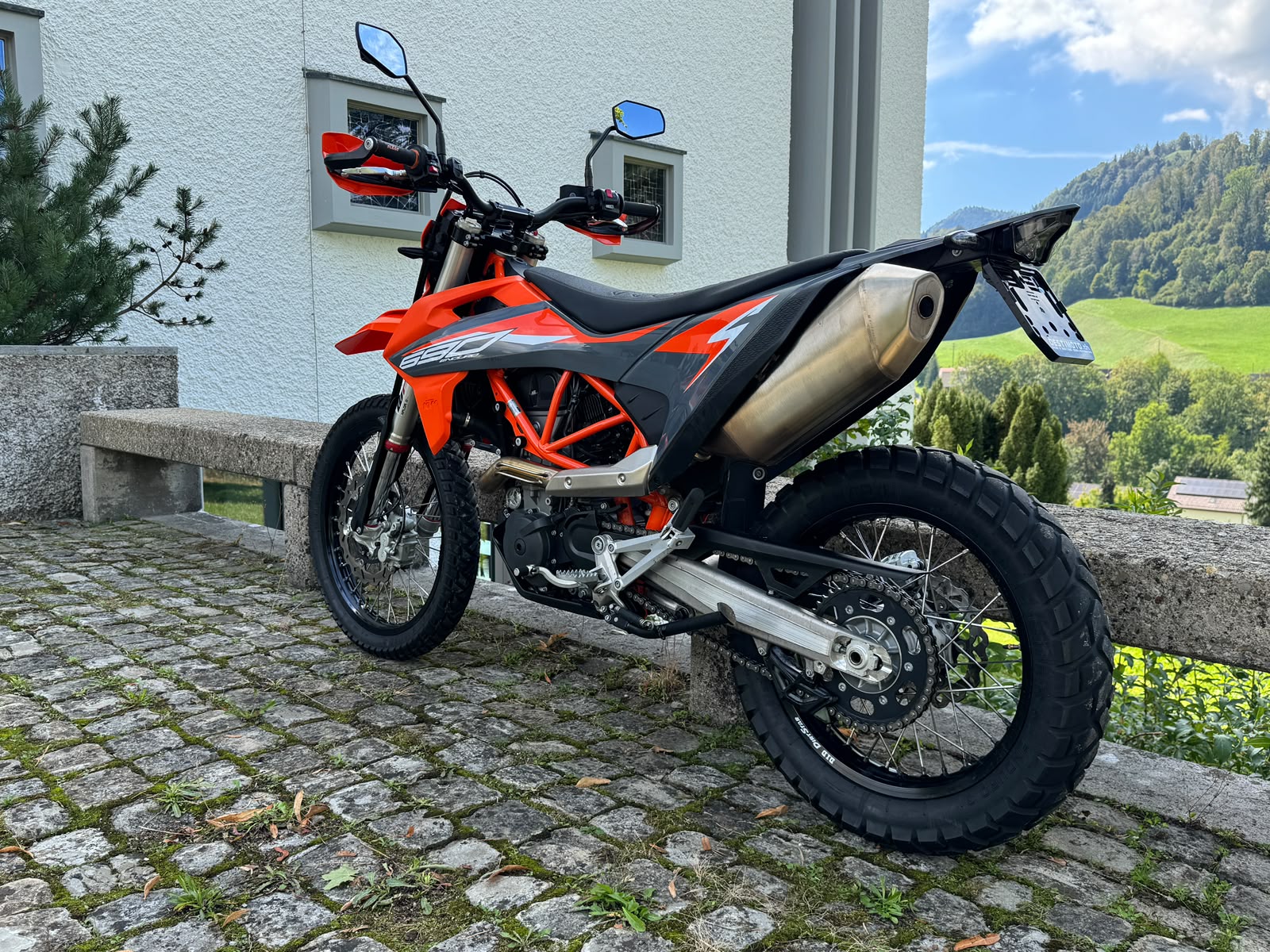 KTM 690 Enduro R-image-7