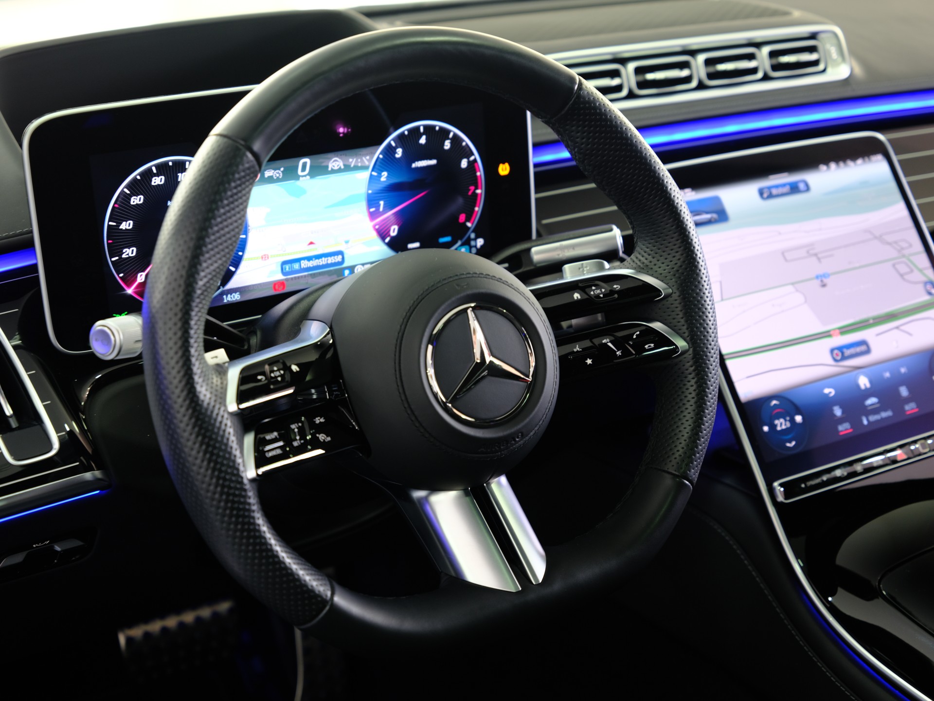 MERCEDES-BENZ S 580 L 4Matic AMG Line 9G-Tronic *Sonderlackierung* *Burmester 4D*-image-19