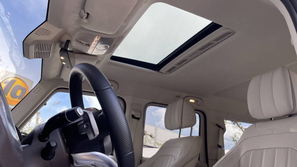 MERCEDES-BENZ G 400 d-image-10