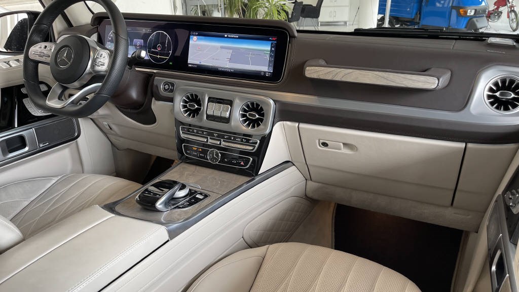 MERCEDES-BENZ G 400 d-image-8
