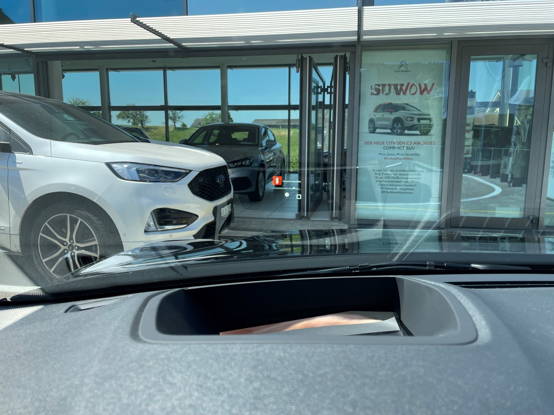 CITROEN C5 X 1.6i PureTech Shine EAT8-image-13