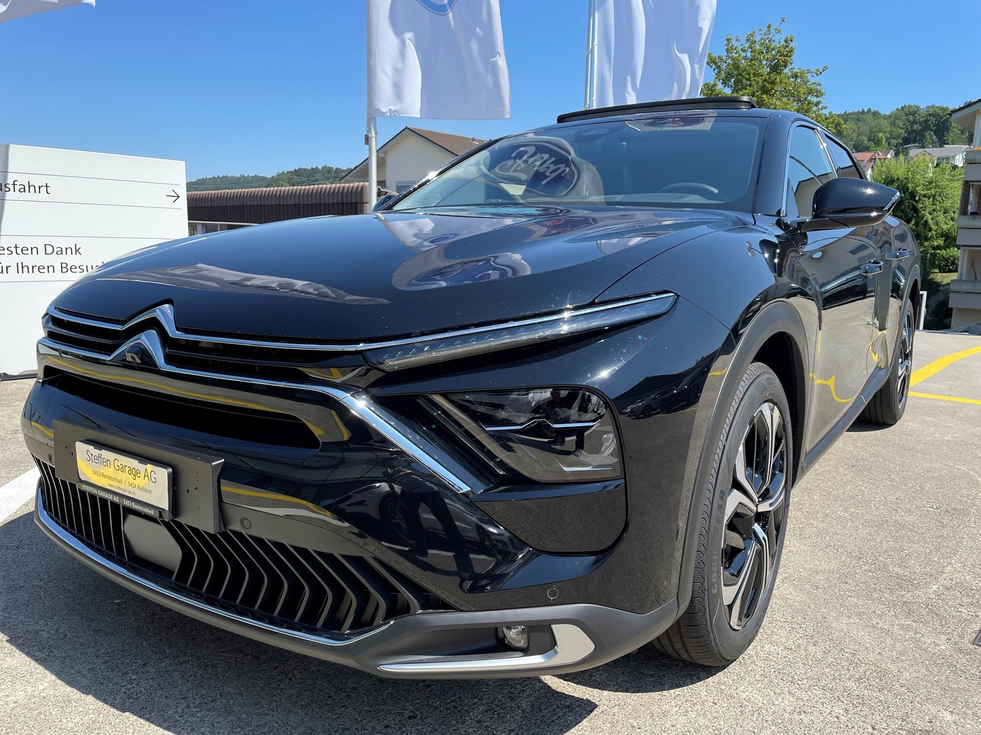 CITROEN C5 X 1.6i PureTech Shine EAT8-image-25
