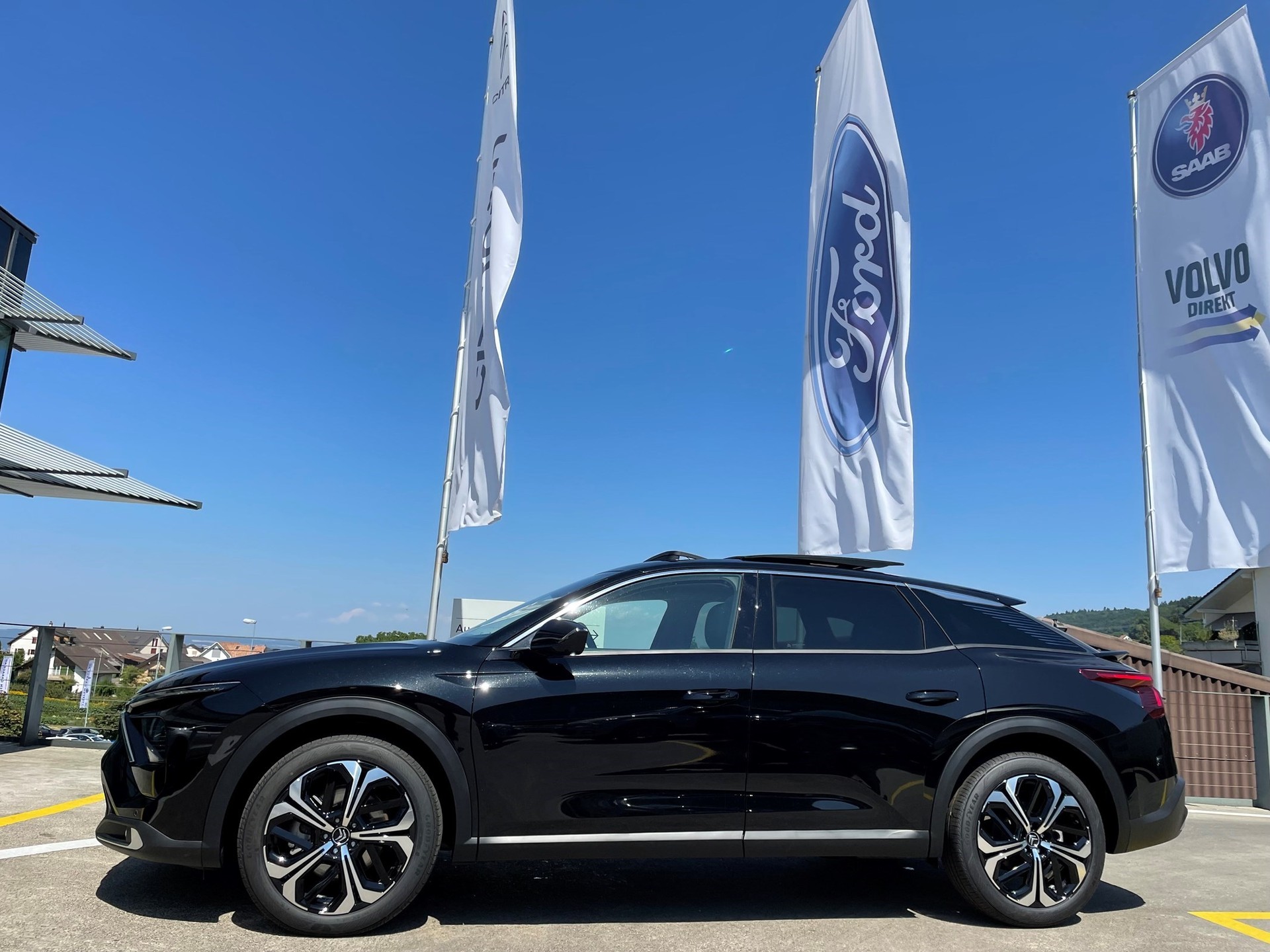 CITROEN C5 X 1.6i PureTech Shine EAT8-image-0