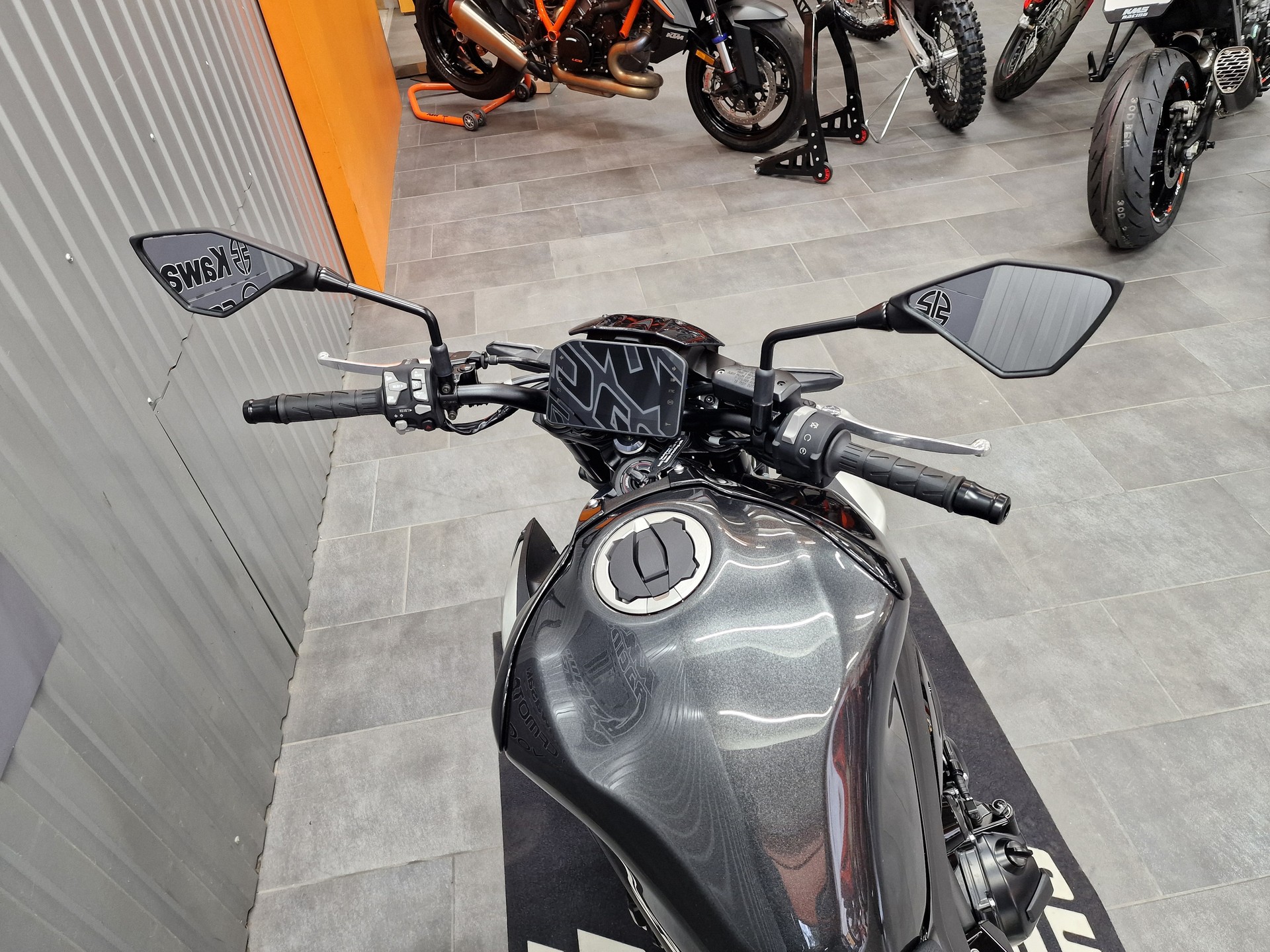 KAWASAKI Z 900 (35kW)-image-3