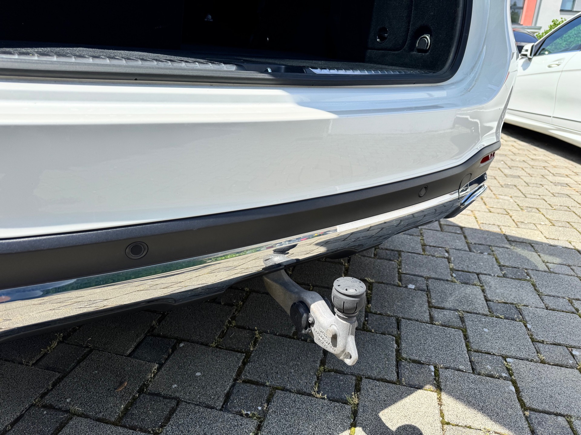 MERCEDES-BENZ GLE 400 d 4Matic AMG Line 9G-Tronic-image-6