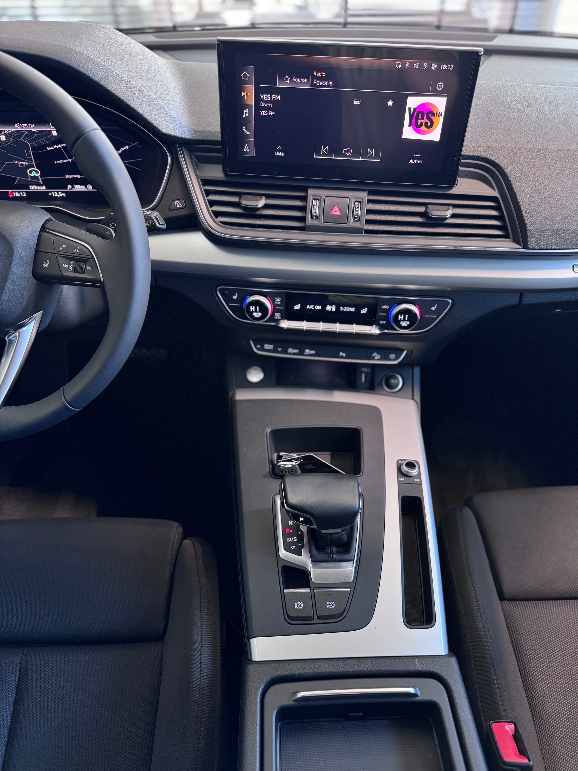 AUDI Q5 40 TDI quattro S-tronic-image-10
