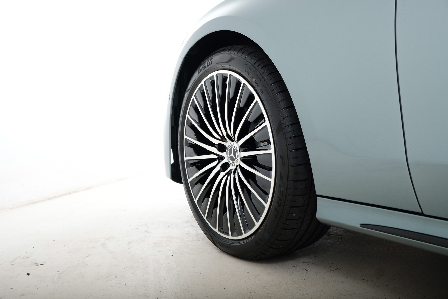 MERCEDES-BENZ E 220 d T 4Matic 9G-Tronic-image-7