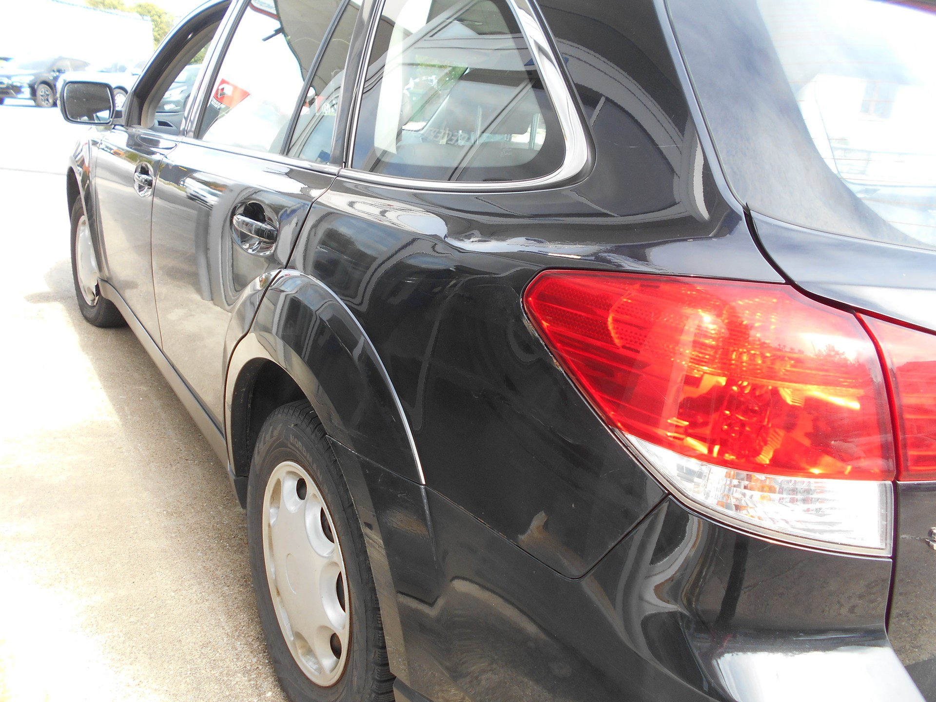 SUBARU Outback 2.5i Limited AWD Lineartronic-image-4