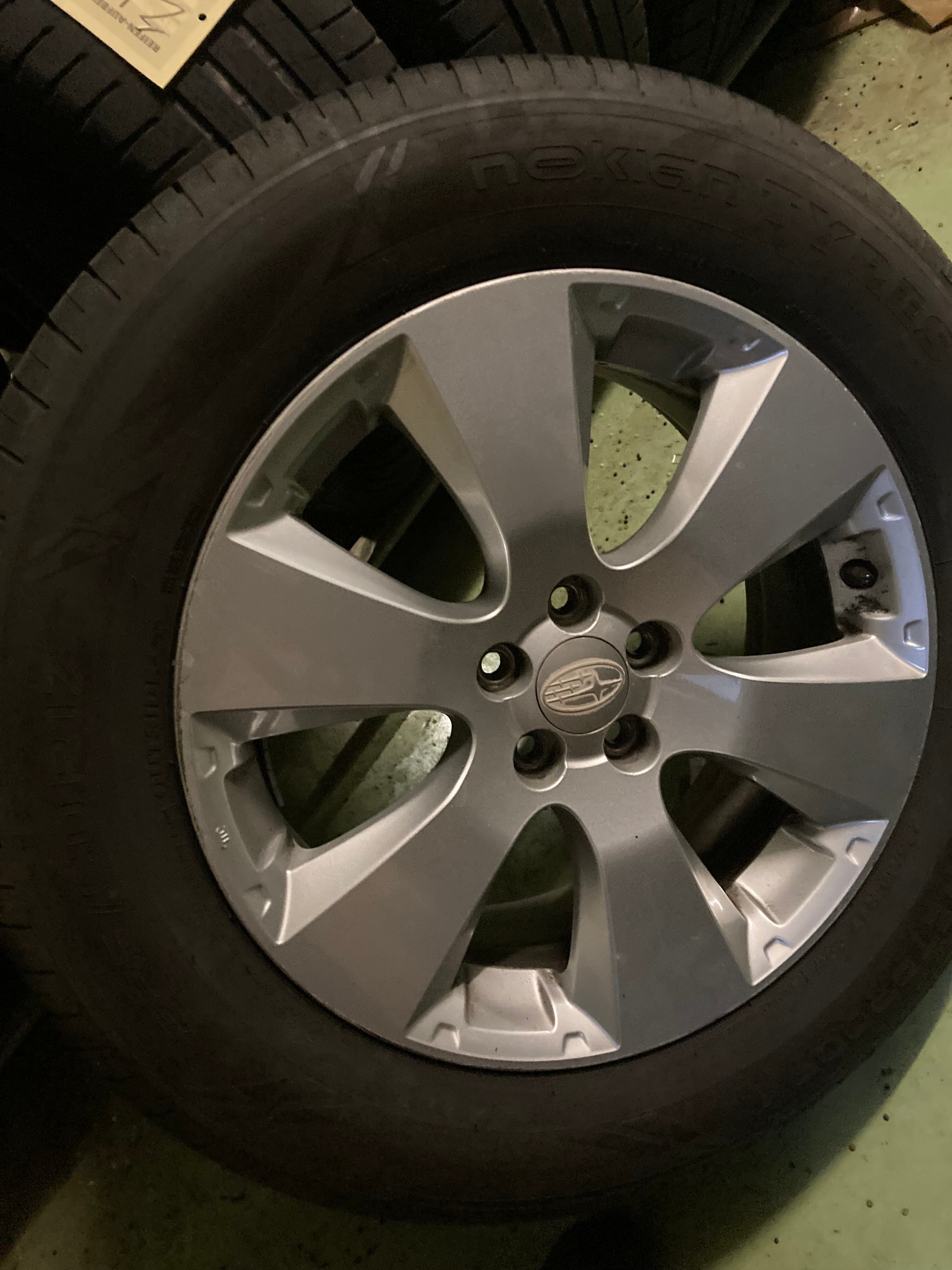SUBARU Outback 2.5i Limited AWD Lineartronic-image-9