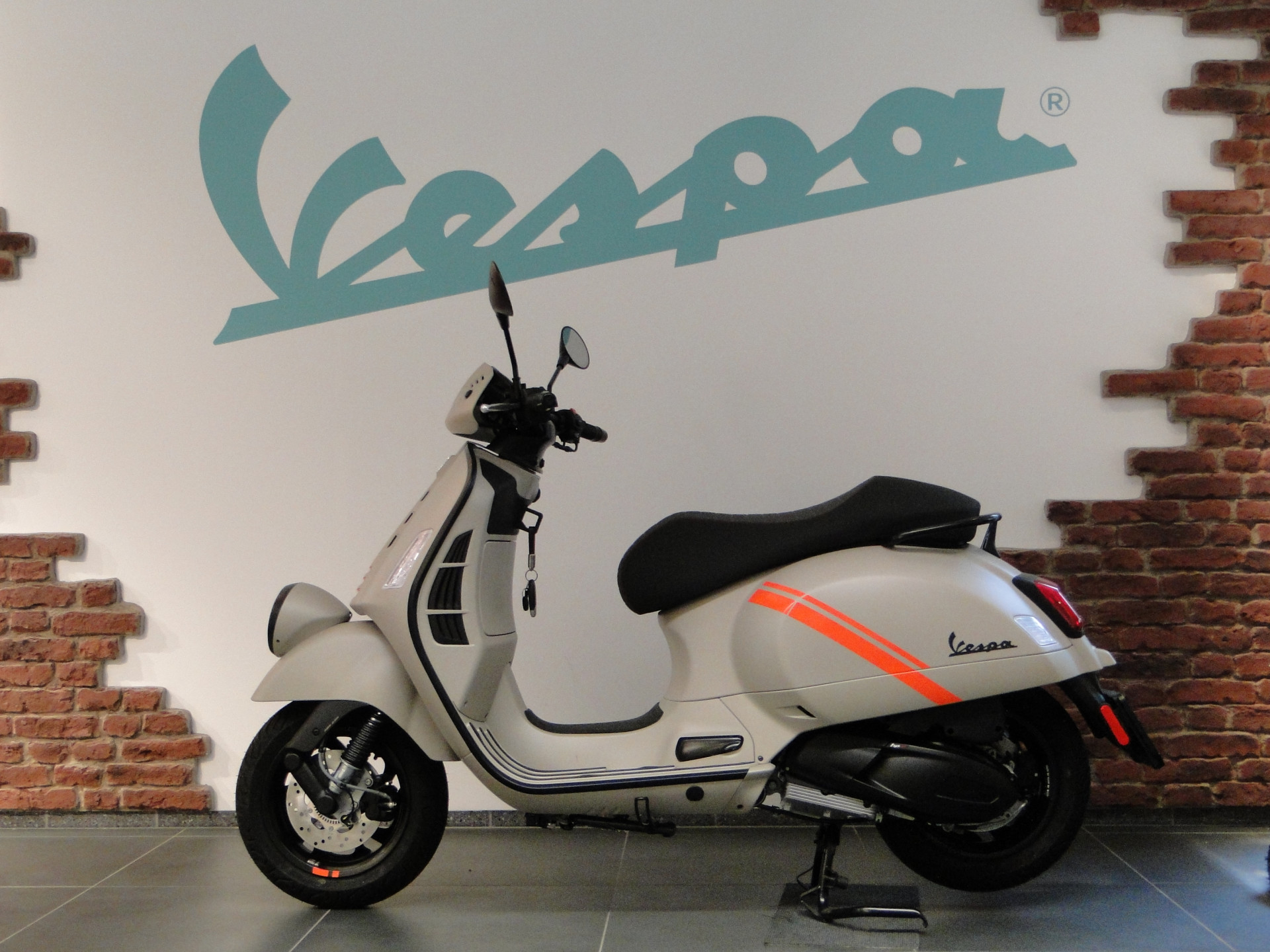 PIAGGIO Vespa GTV 300 HPE-image-0