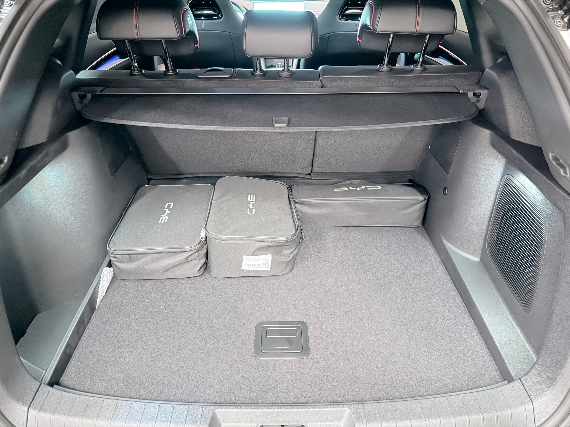 BYD Seal U DM-i Design AWD-image-10