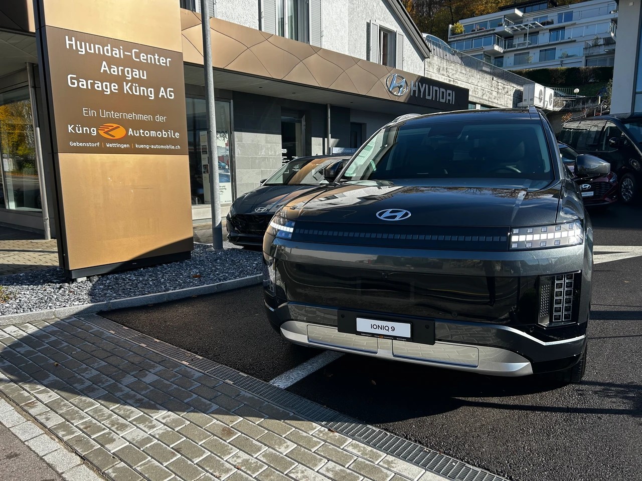 HYUNDAI IONIQ 9 Vertex 110kWh 4WD-showroom-element-1