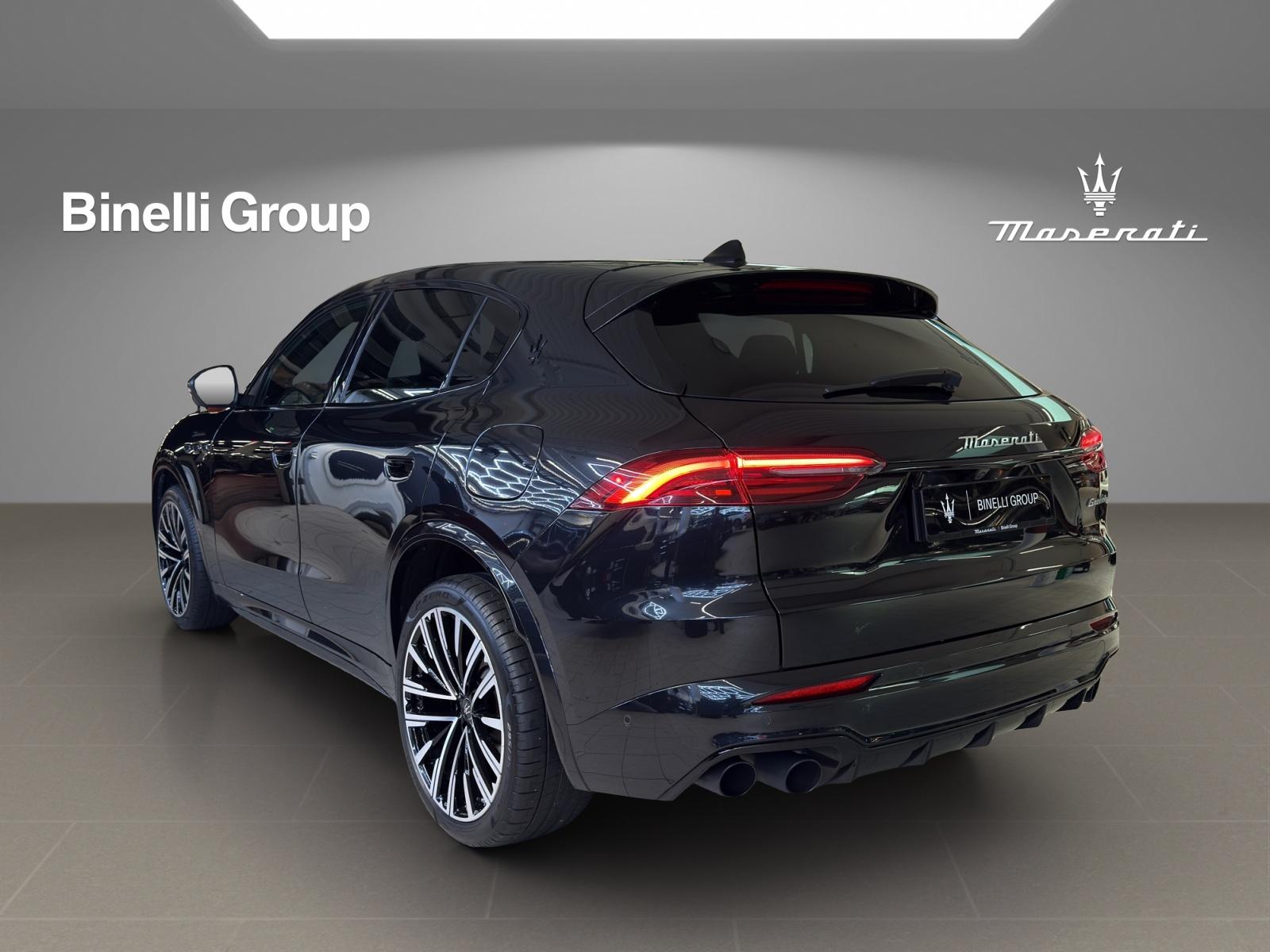 MASERATI Grecale 2.0 Hybrid Modena-showroom-element-2